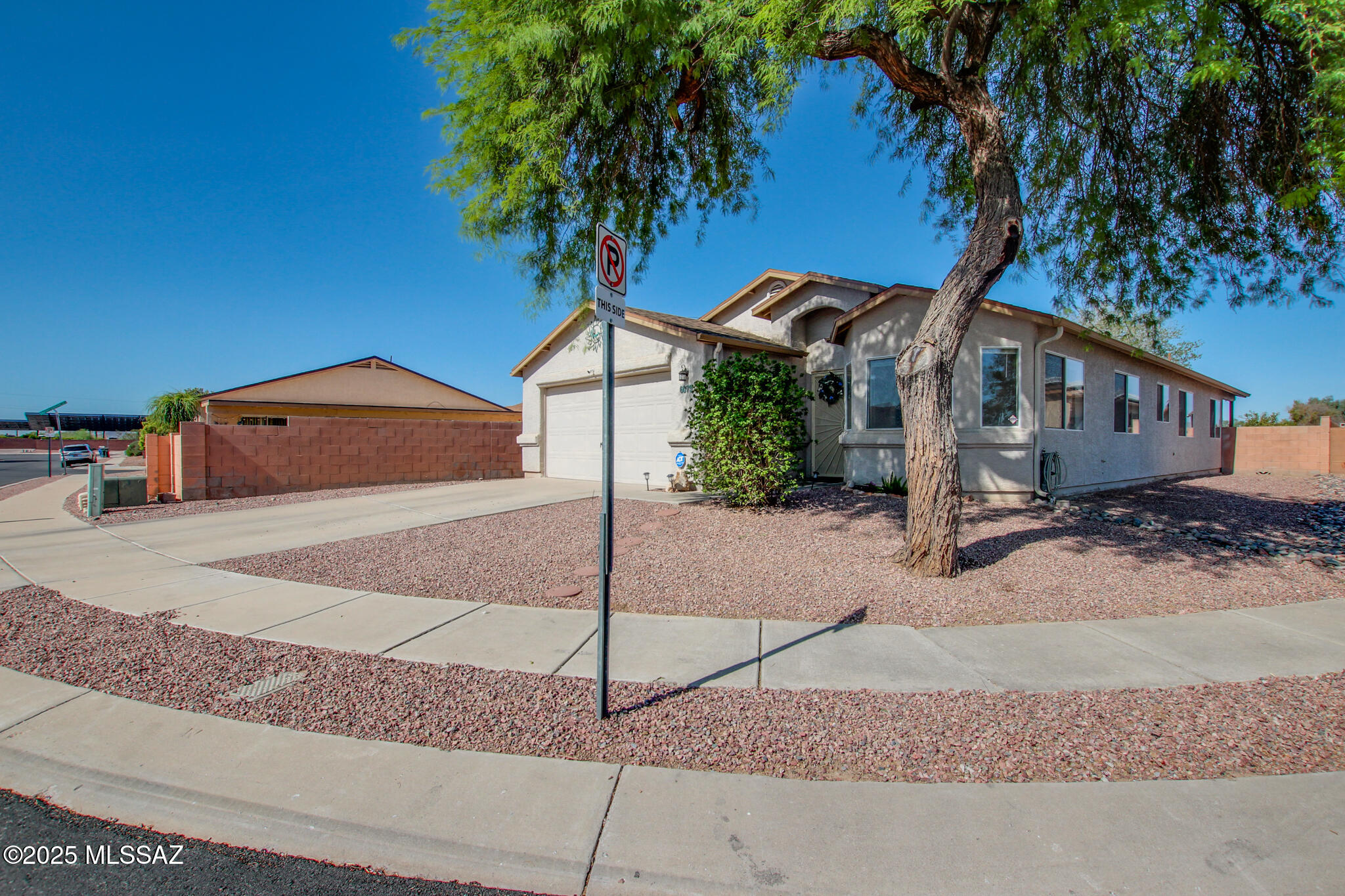 6075 N Applesauce Court