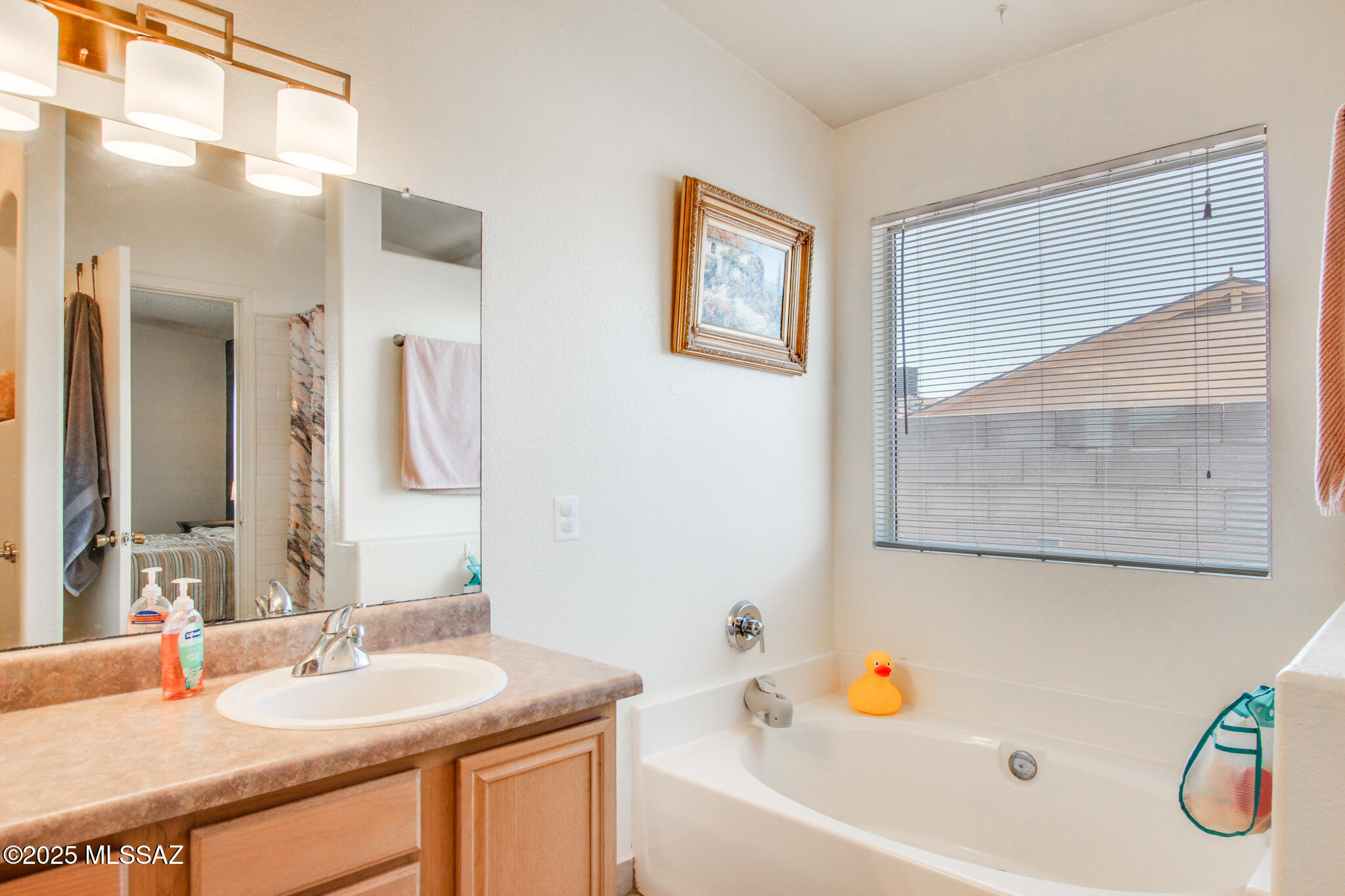 6075 N Applesauce Court