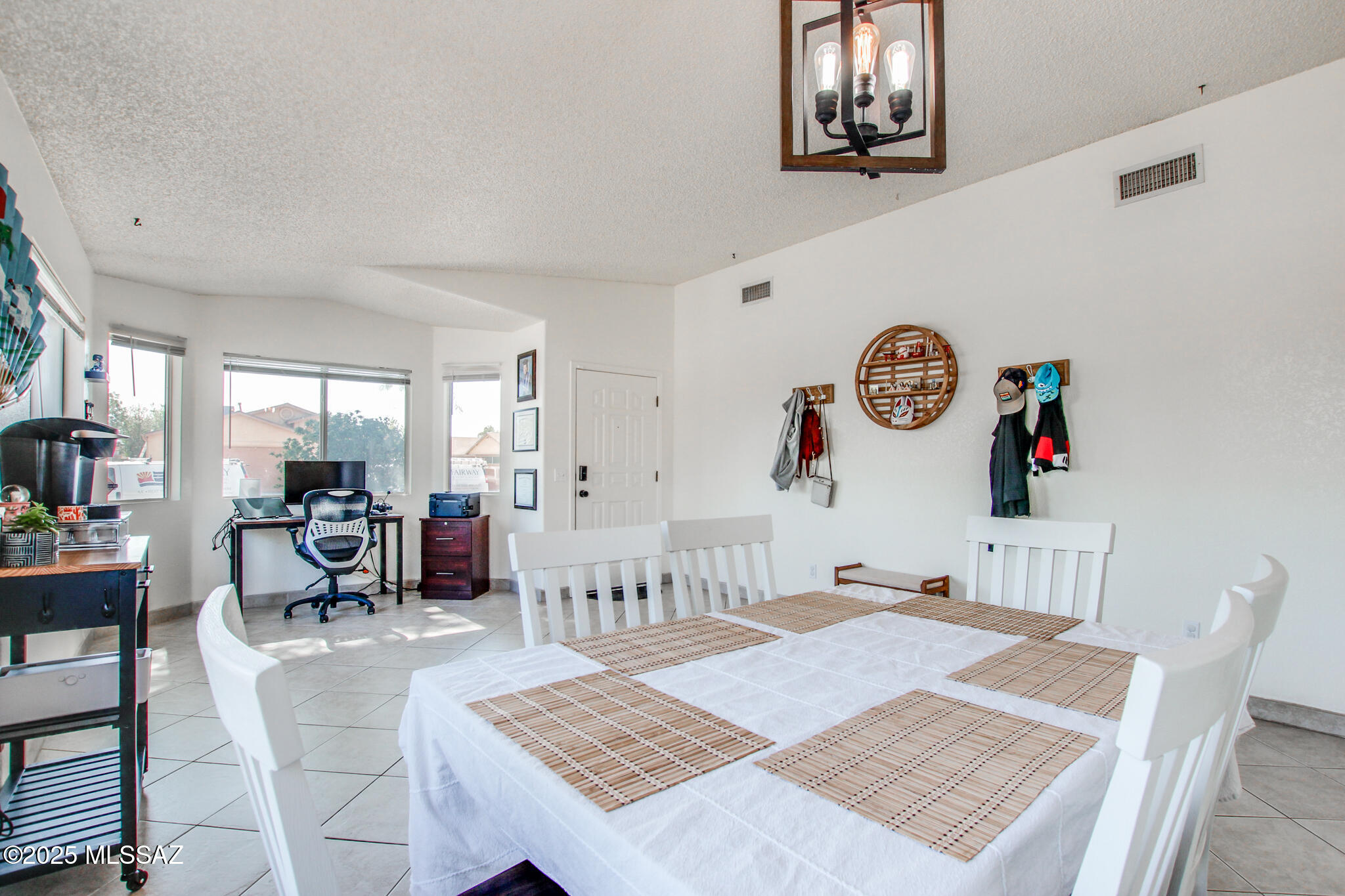 6075 N Applesauce Court