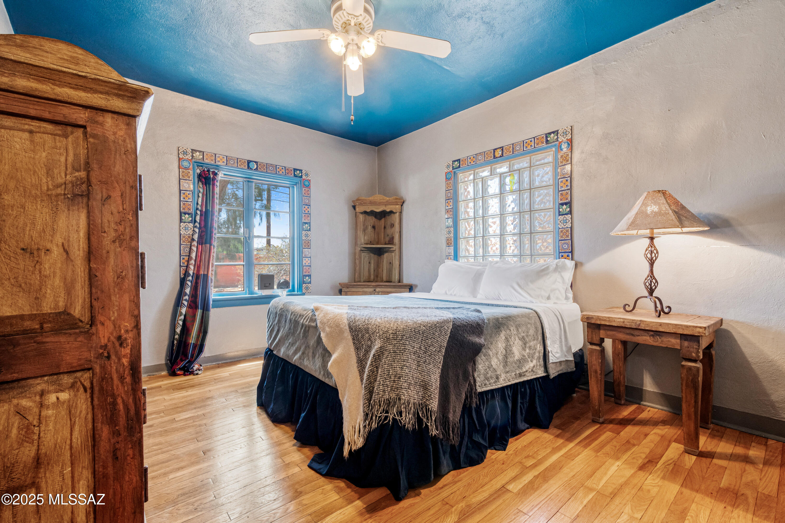 3956 E Camino De Palmas