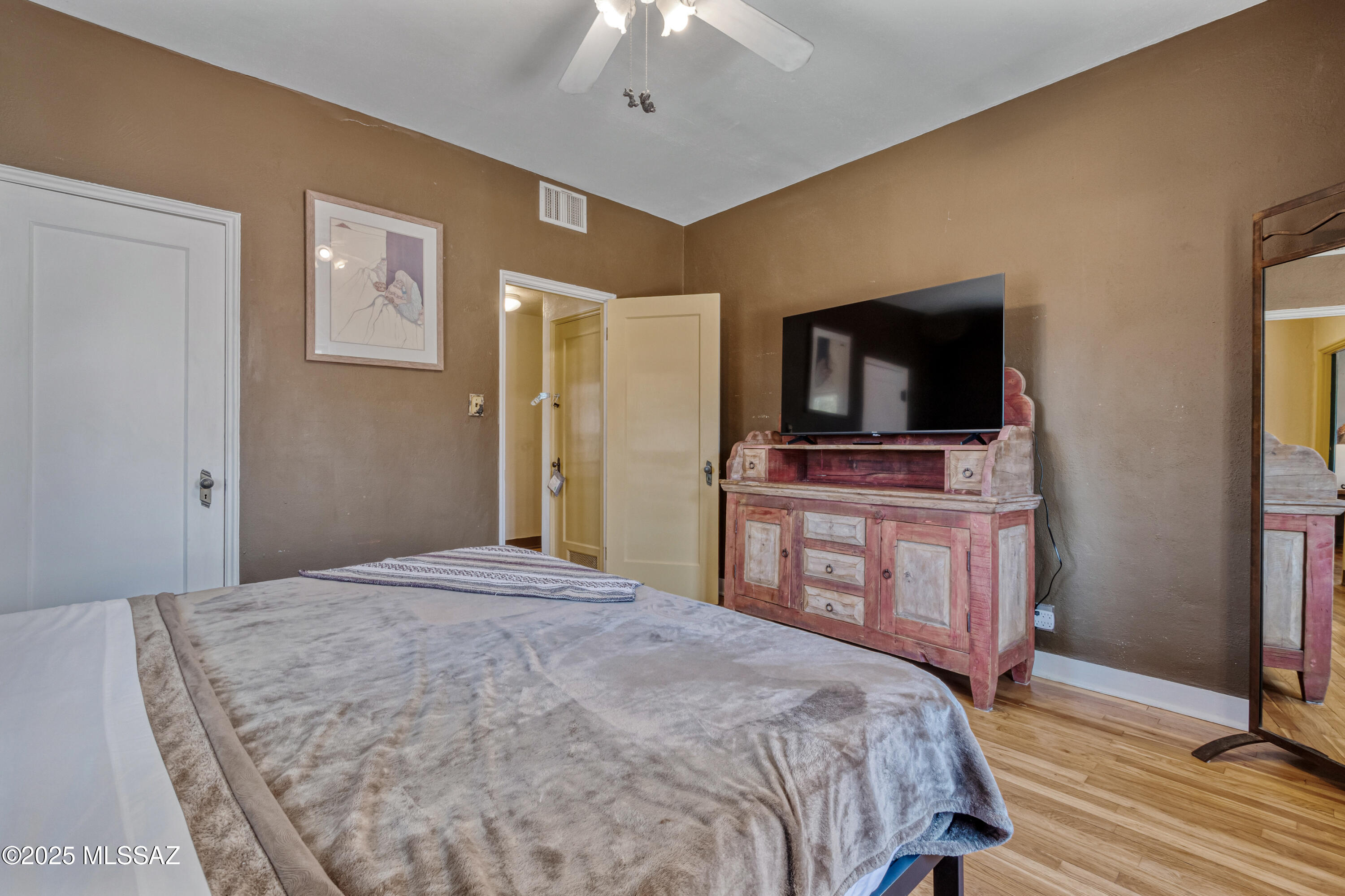 3956 E Camino De Palmas