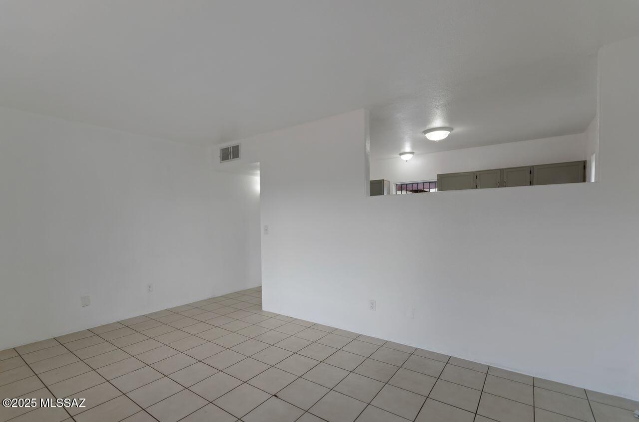 1765 W Elm Street