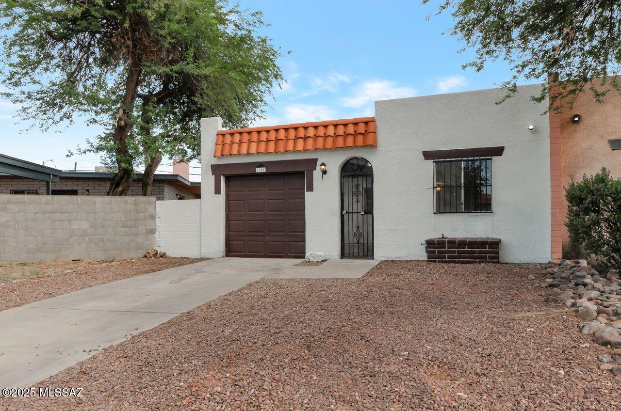 1765 W Elm Street