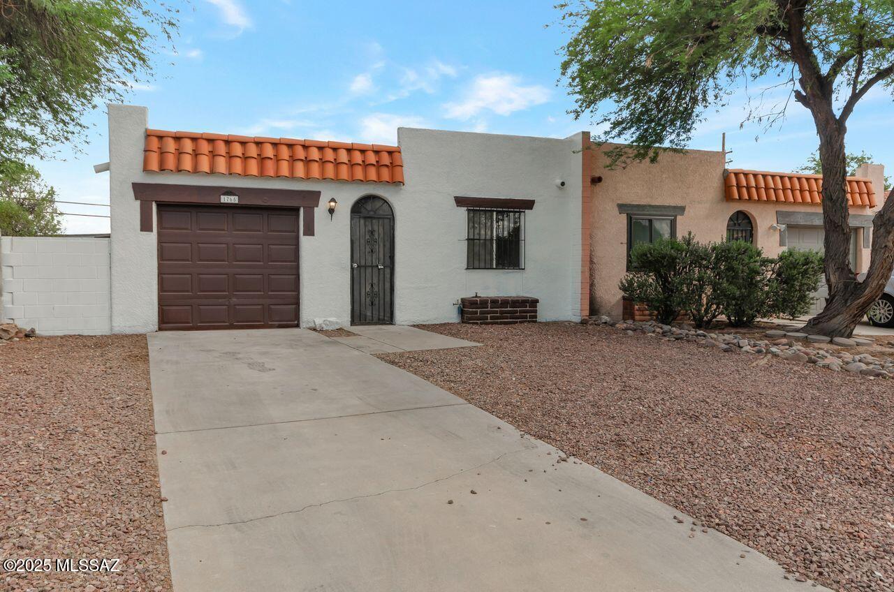 1765 W Elm Street