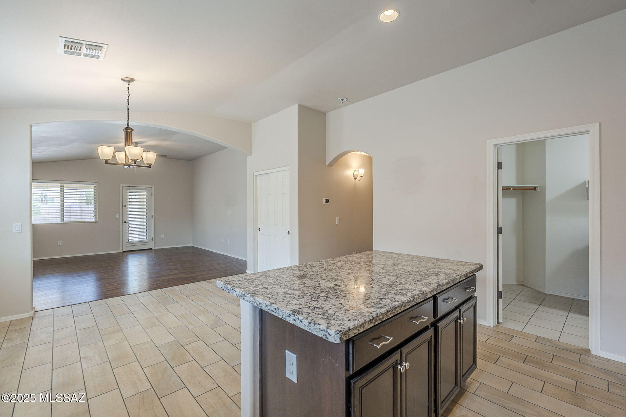 8760 W Saguaro Moon Road