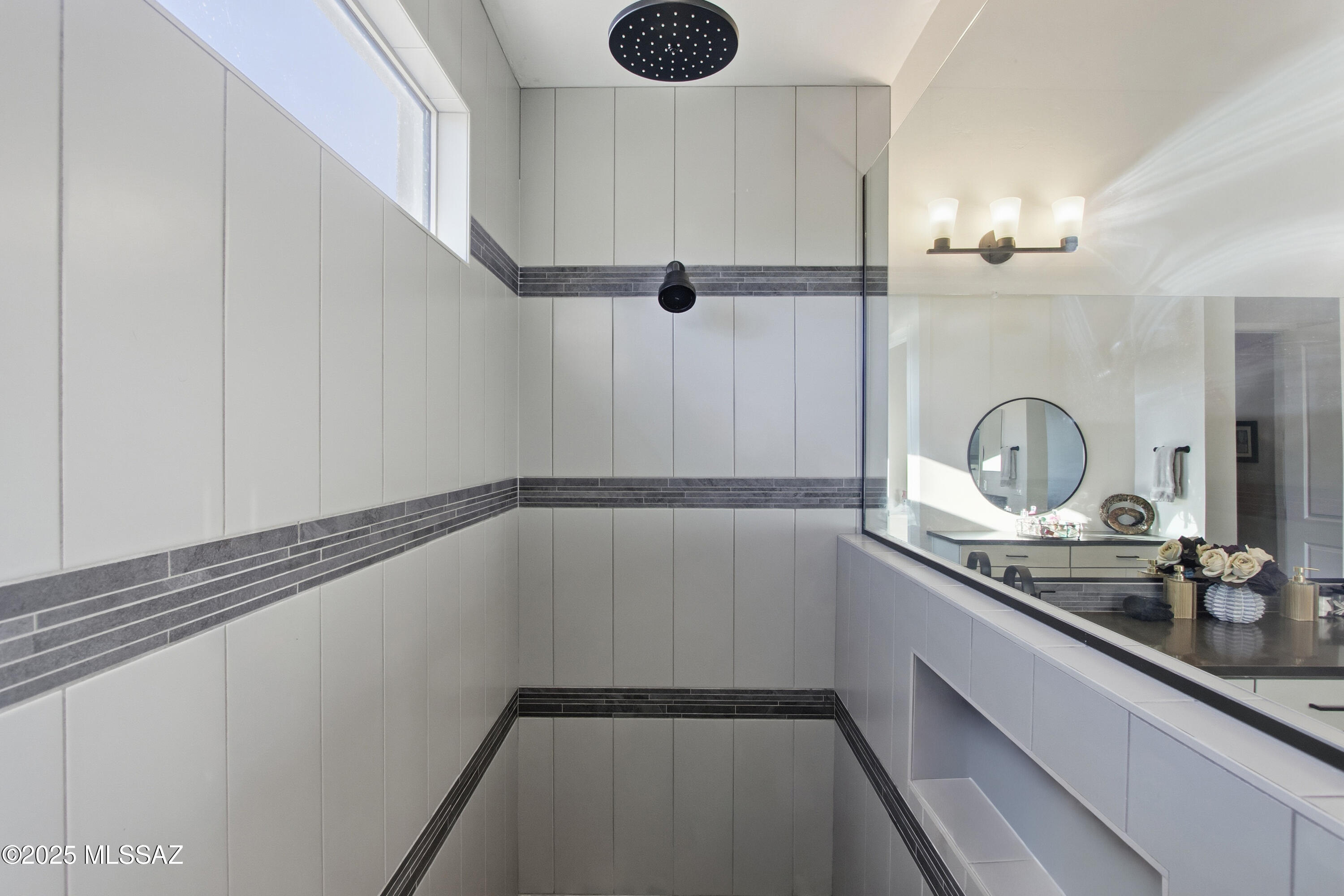 2140 W Sonoran Hill Court