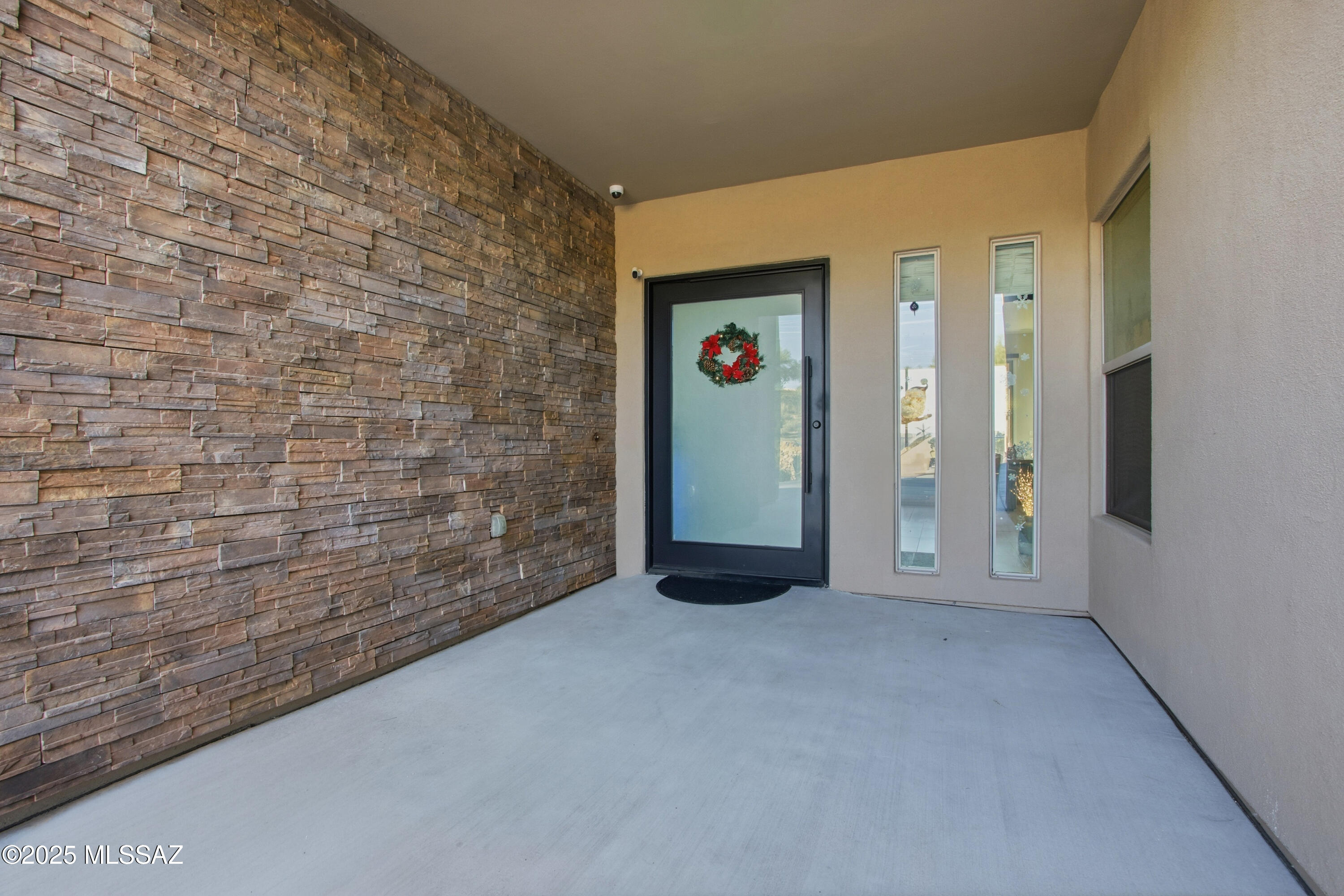 2140 W Sonoran Hill Court