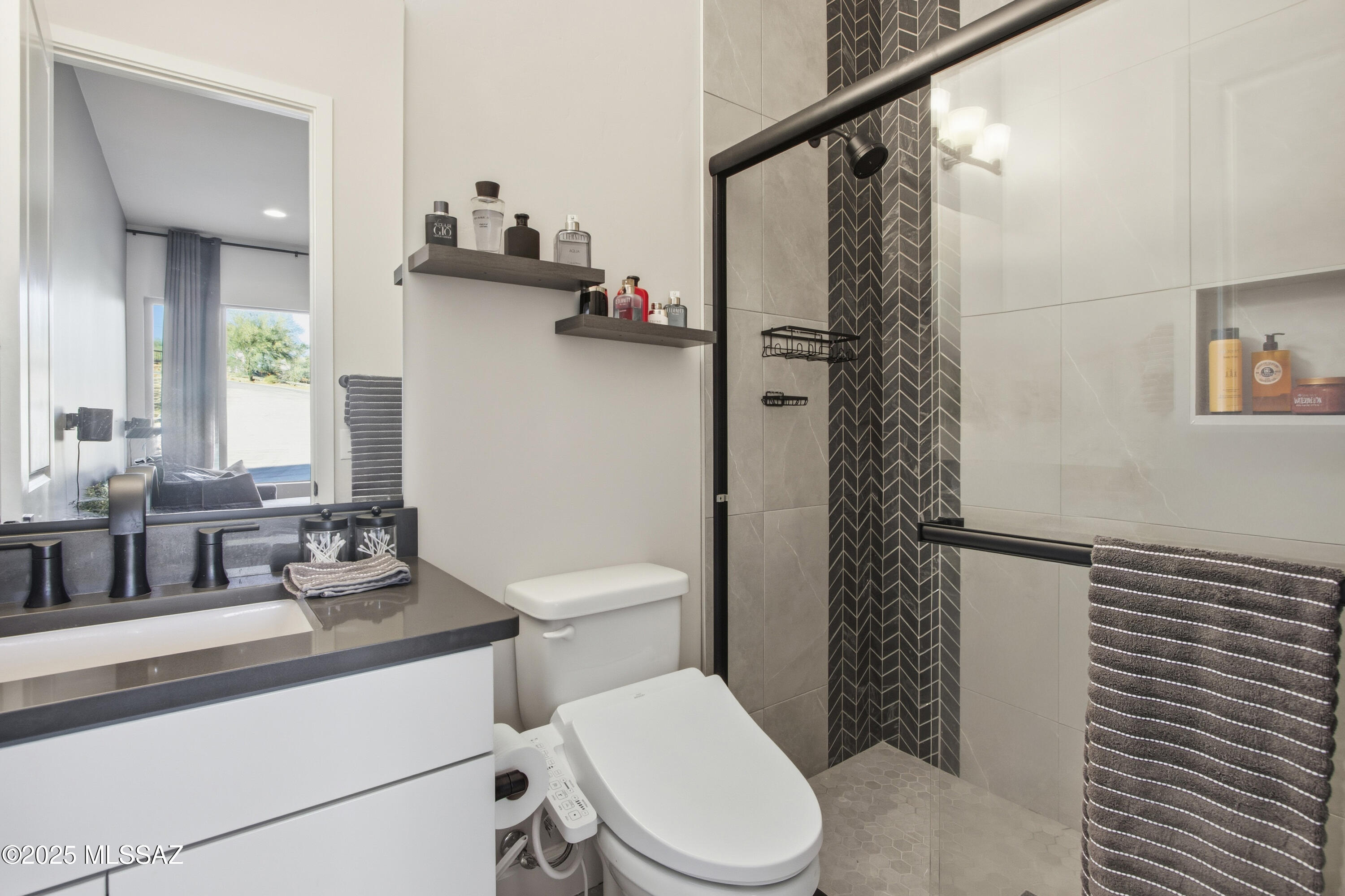 2140 W Sonoran Hill Court