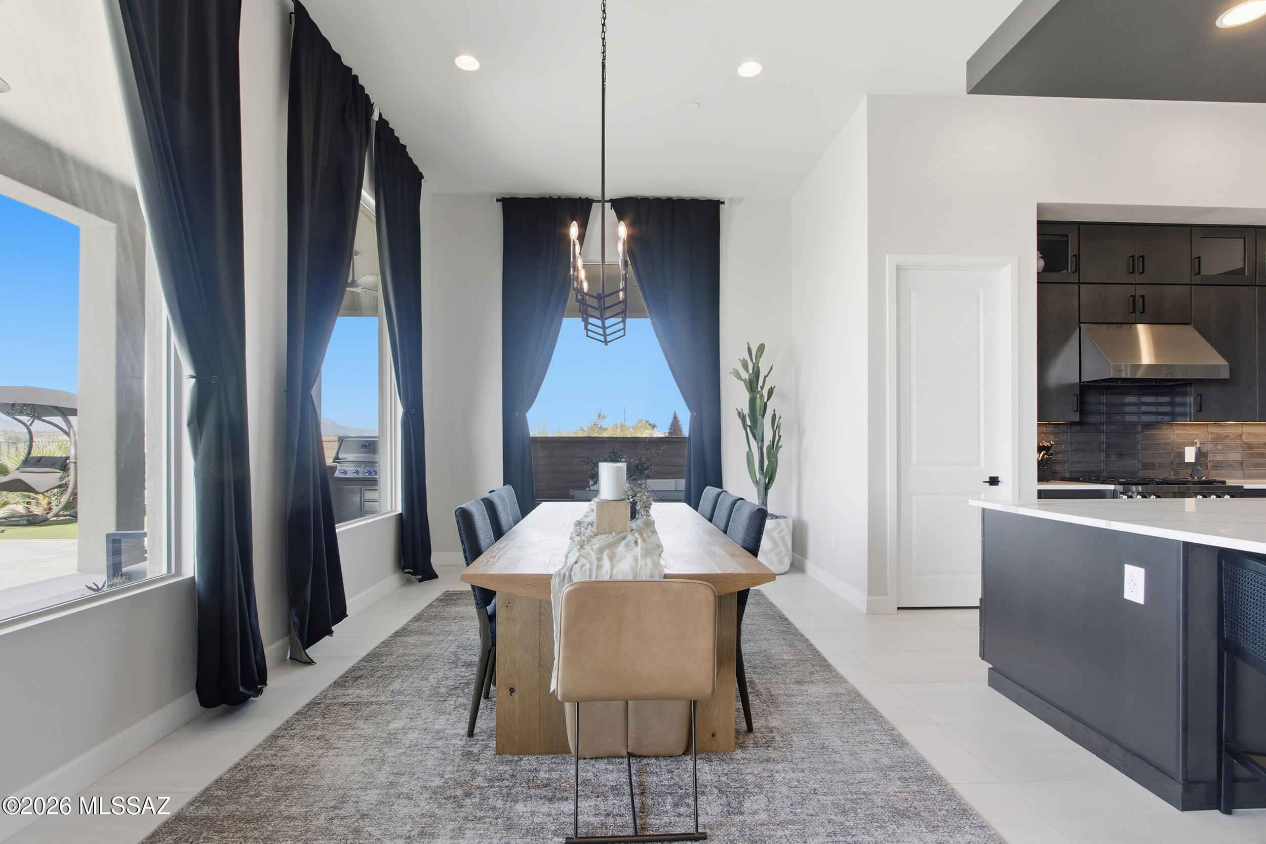 2140 W Sonoran Hill Court