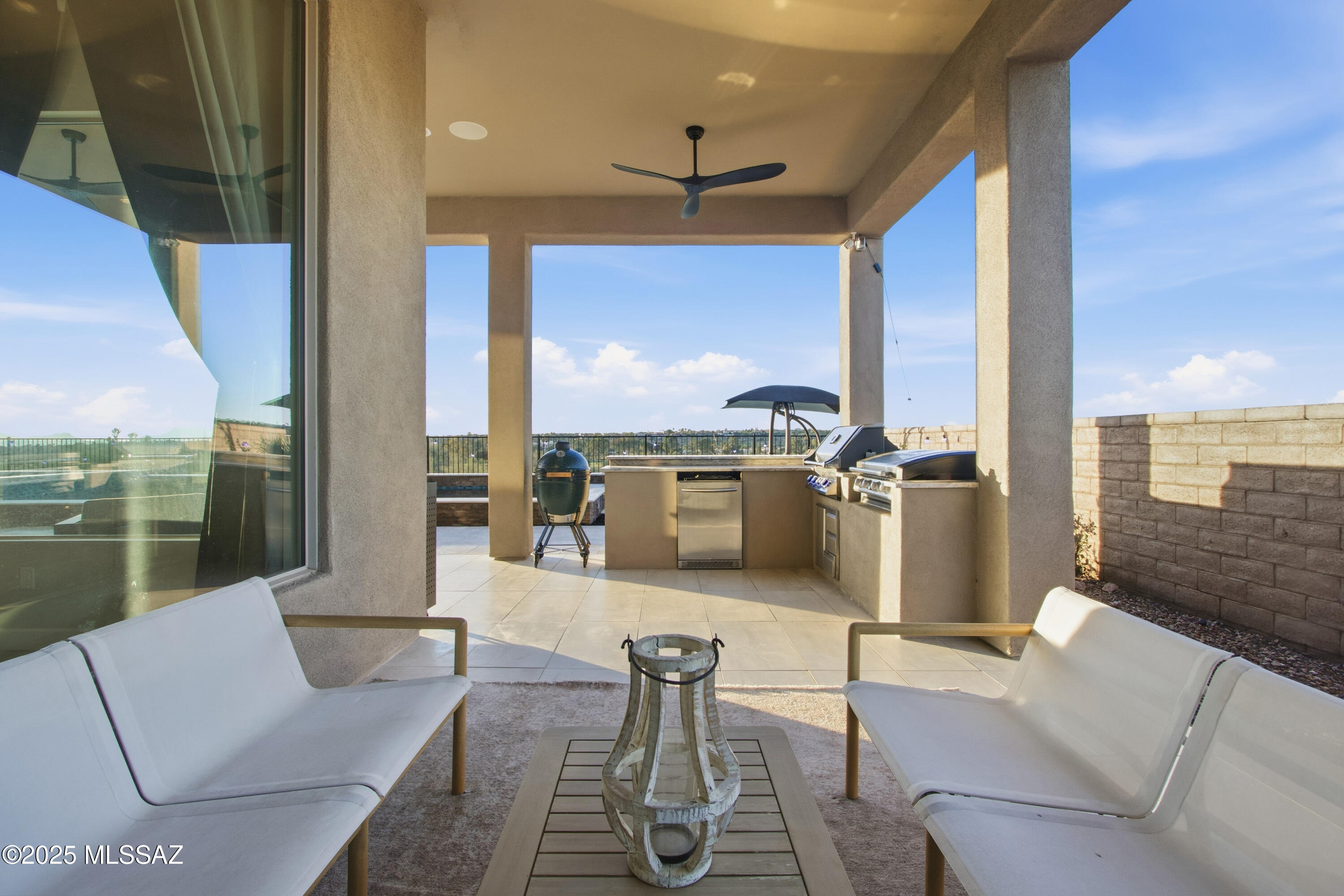 2140 W Sonoran Hill Court