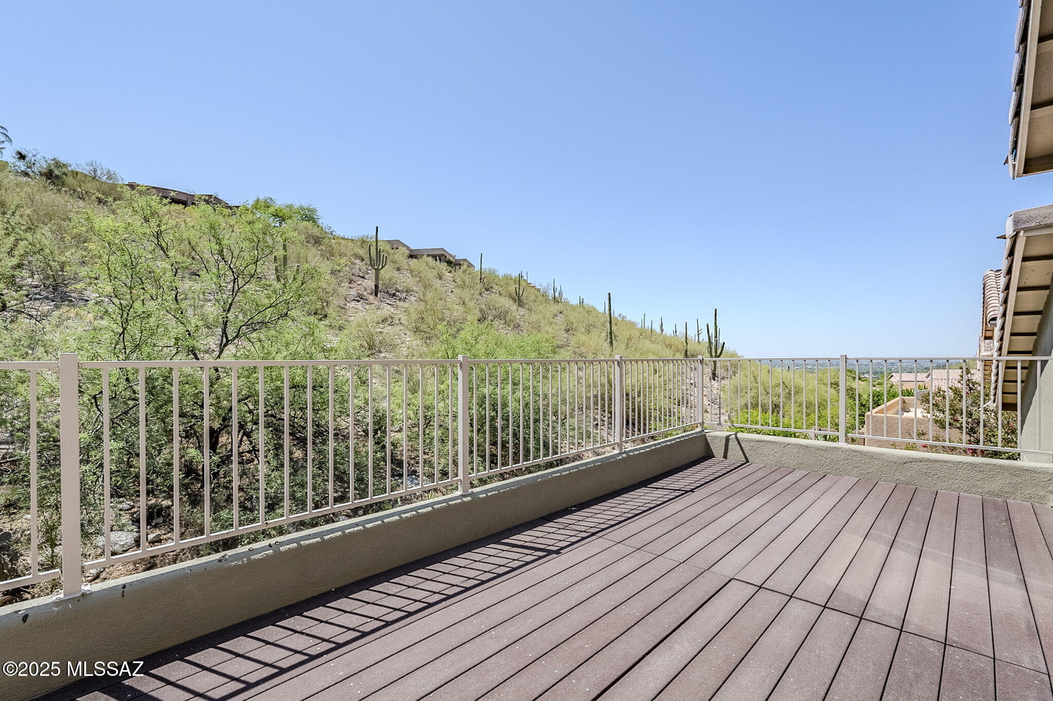 4318 N Sunset Cliff Drive