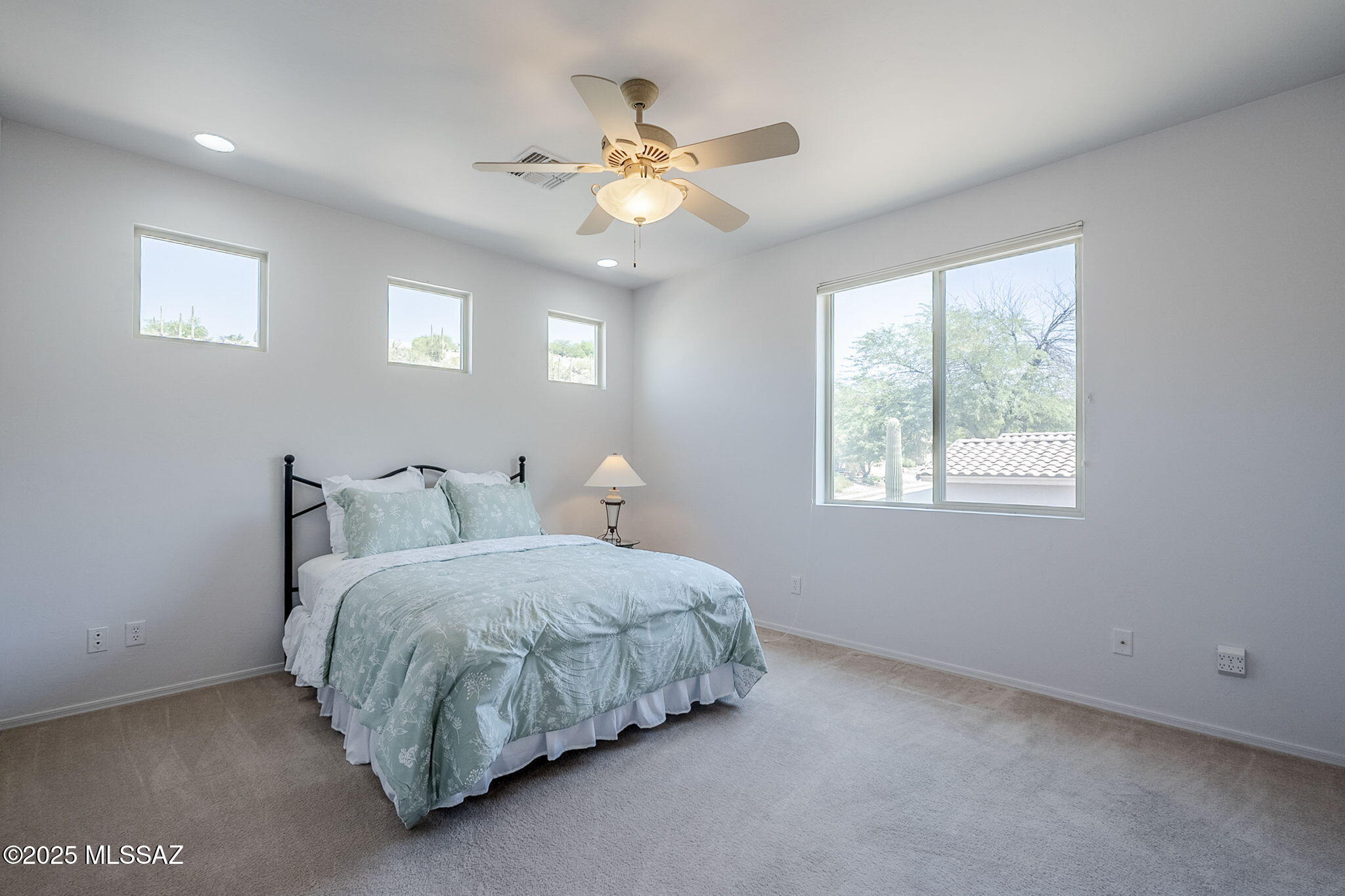 4318 N Sunset Cliff Drive