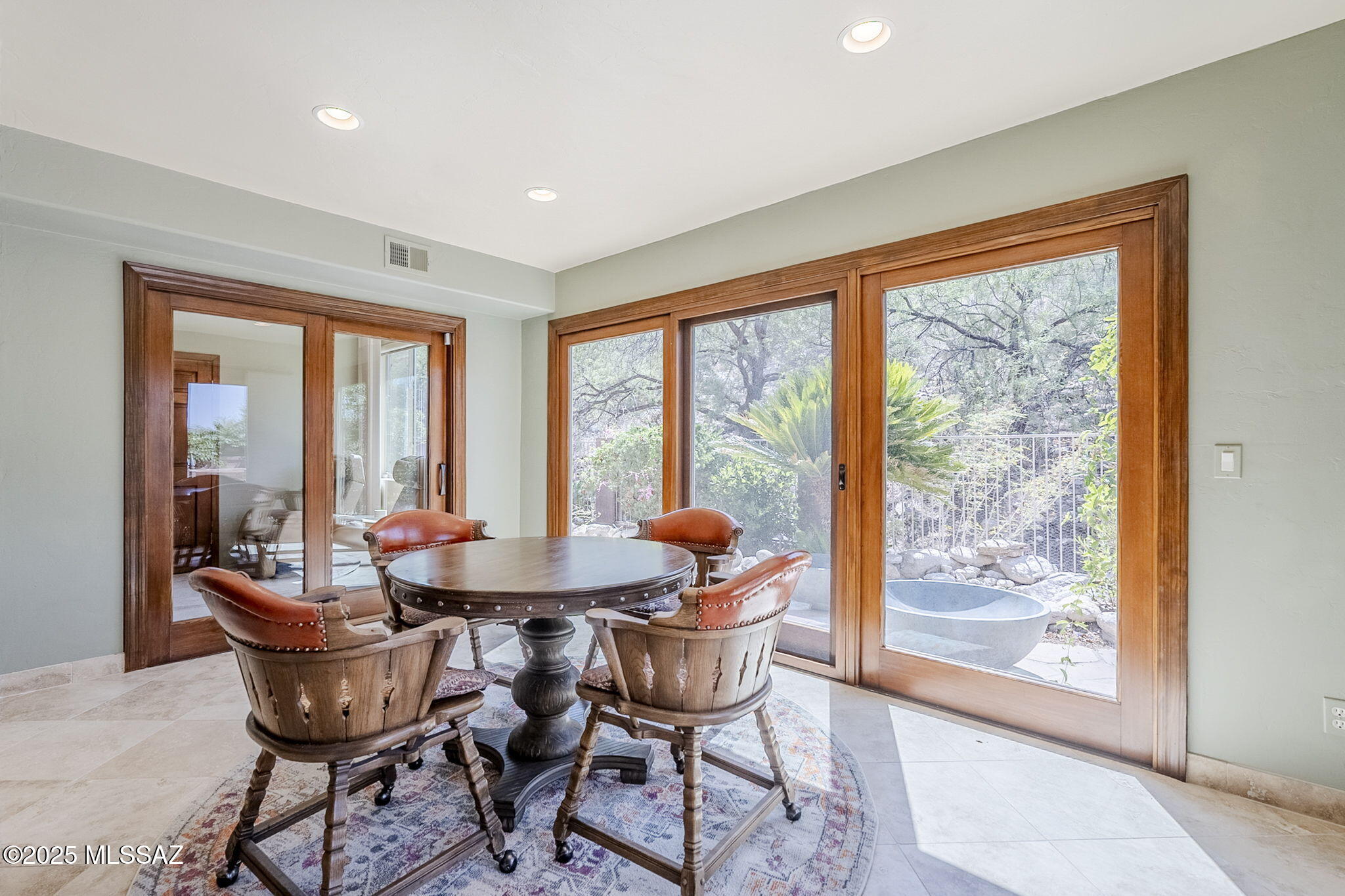 4318 N Sunset Cliff Drive