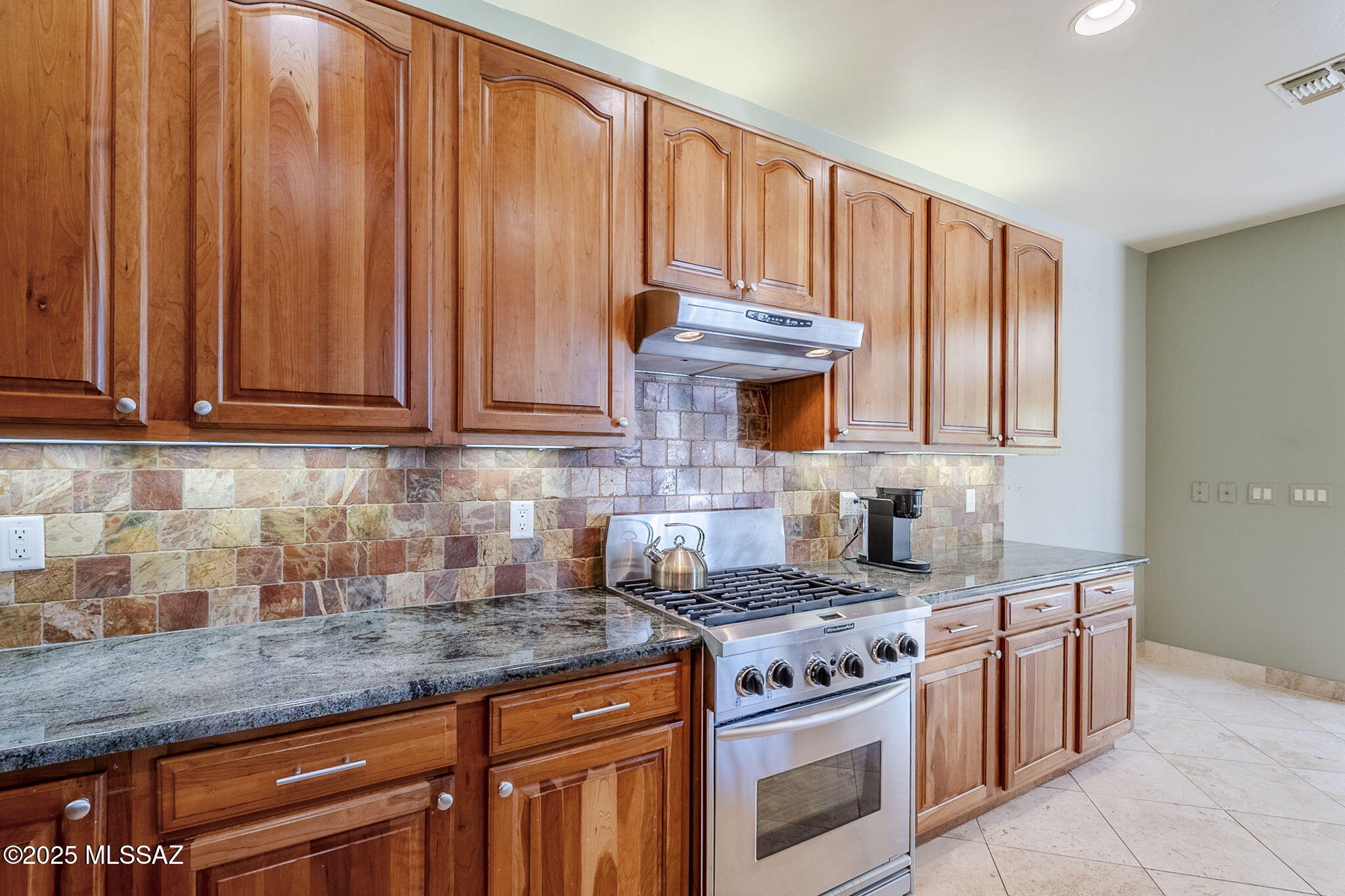 4318 N Sunset Cliff Drive