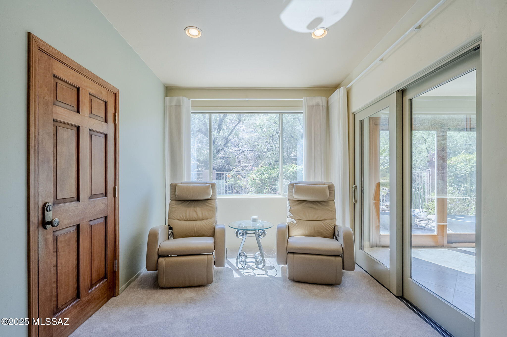 4318 N Sunset Cliff Drive