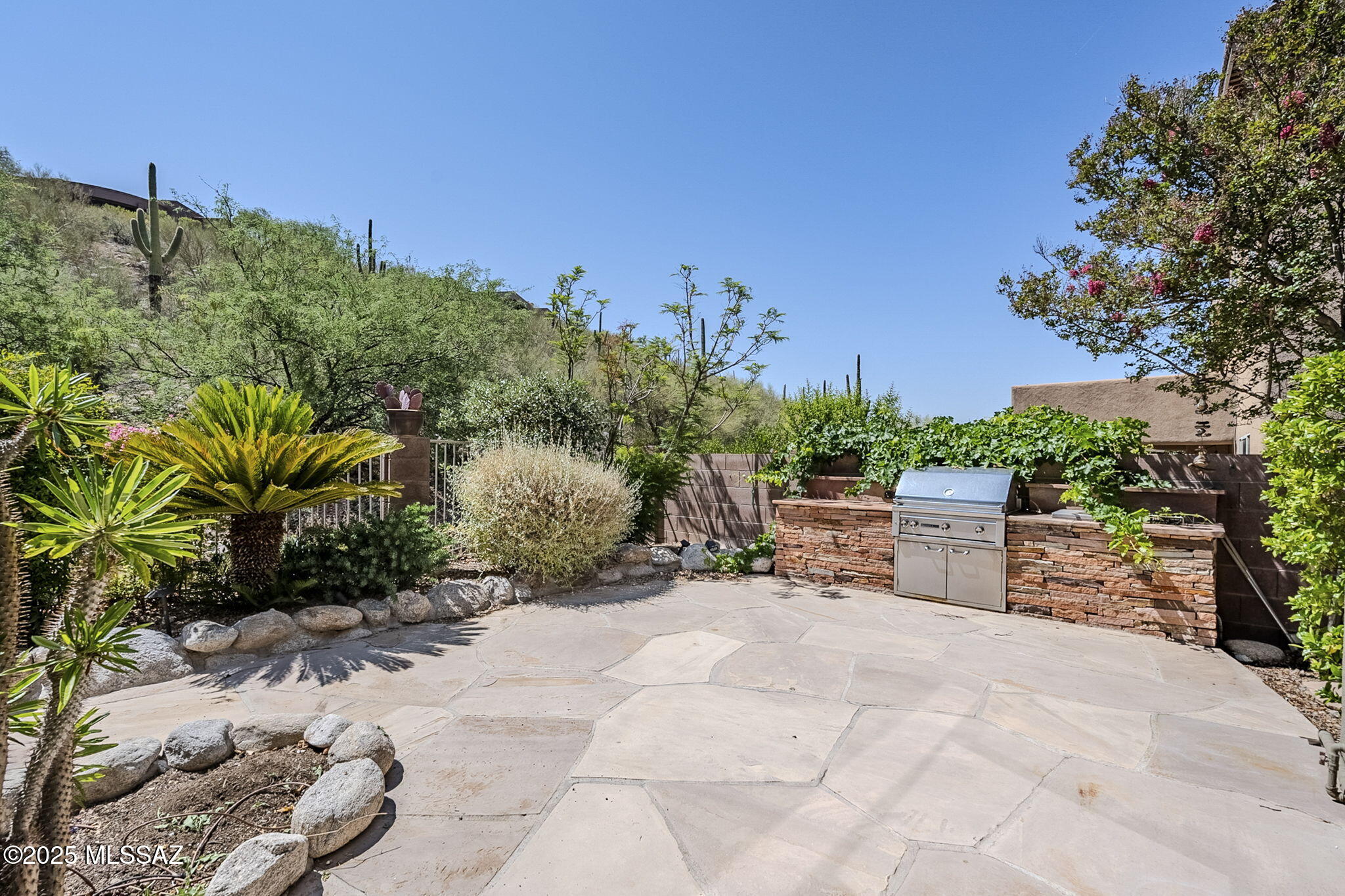 4318 N Sunset Cliff Drive