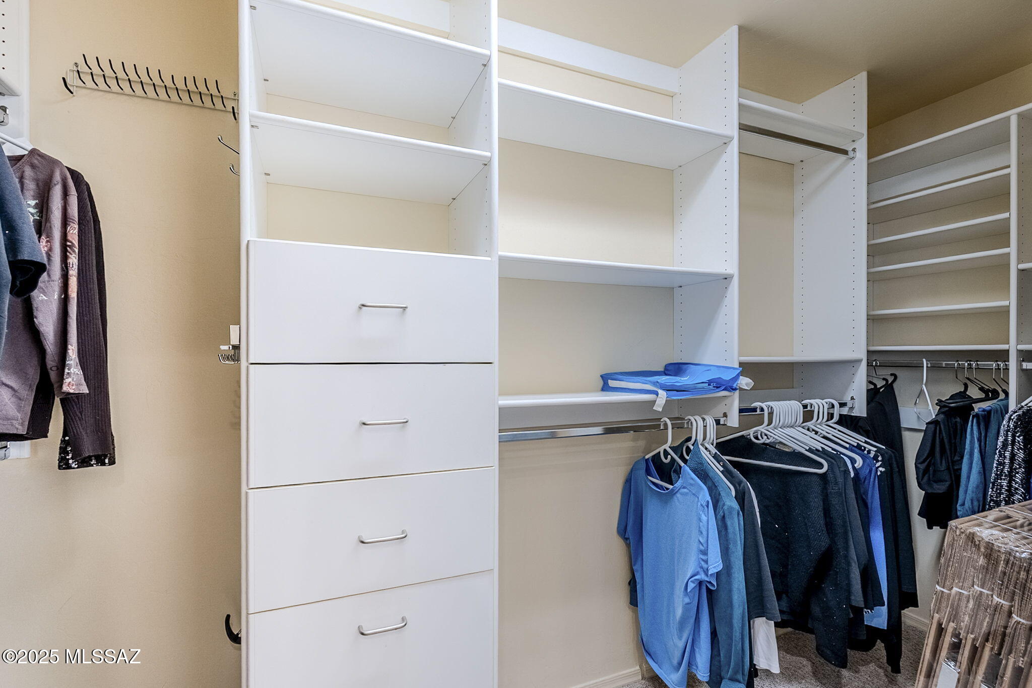 4318 N Sunset Cliff Drive