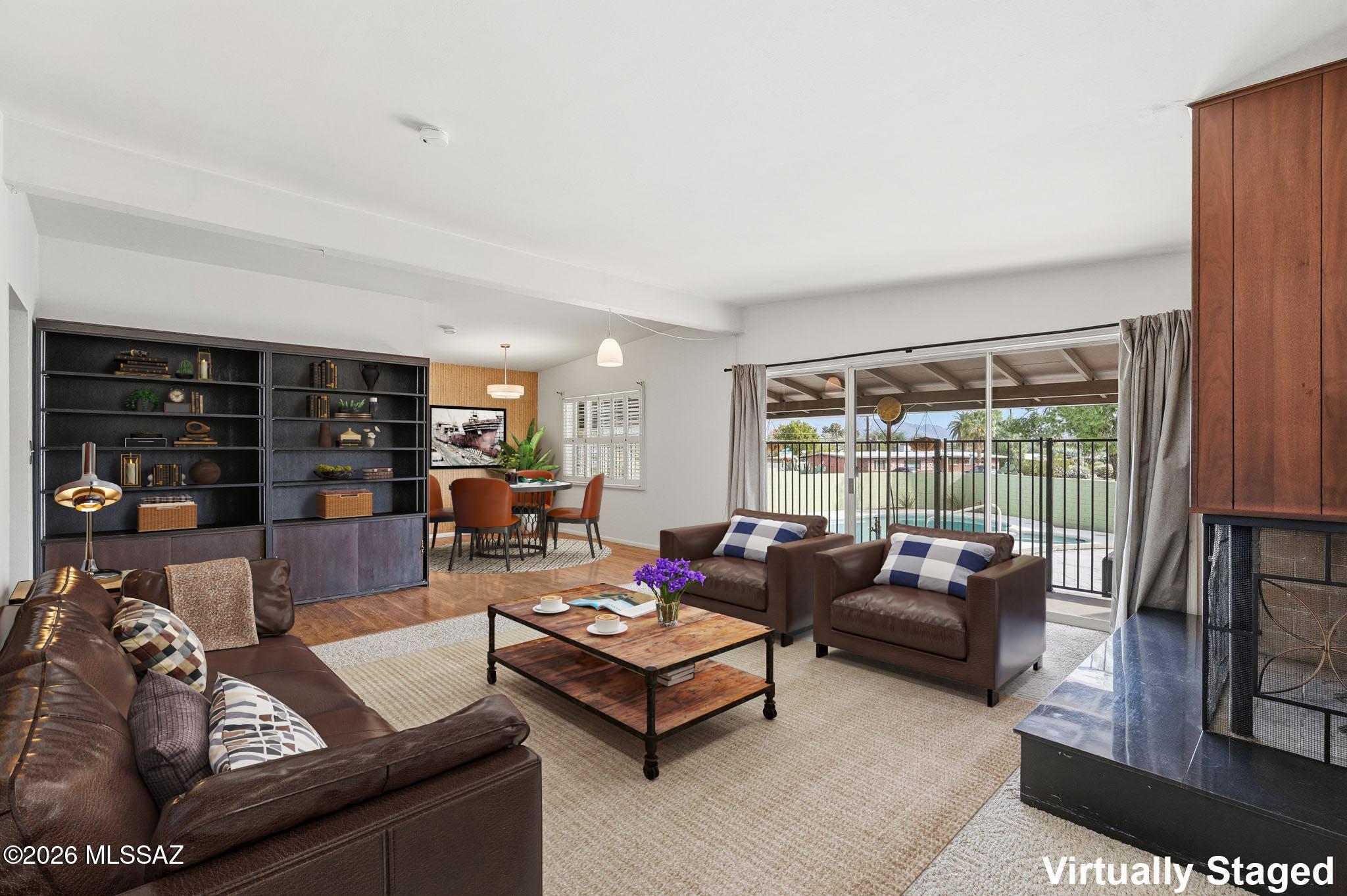 6950 E Hawthorne Street