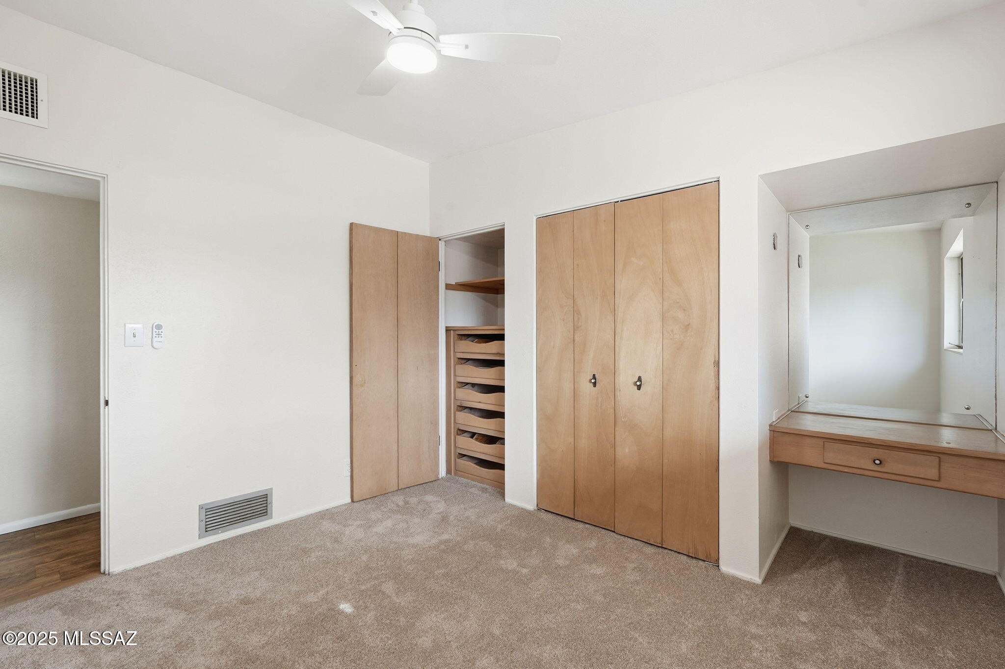 6950 E Hawthorne Street