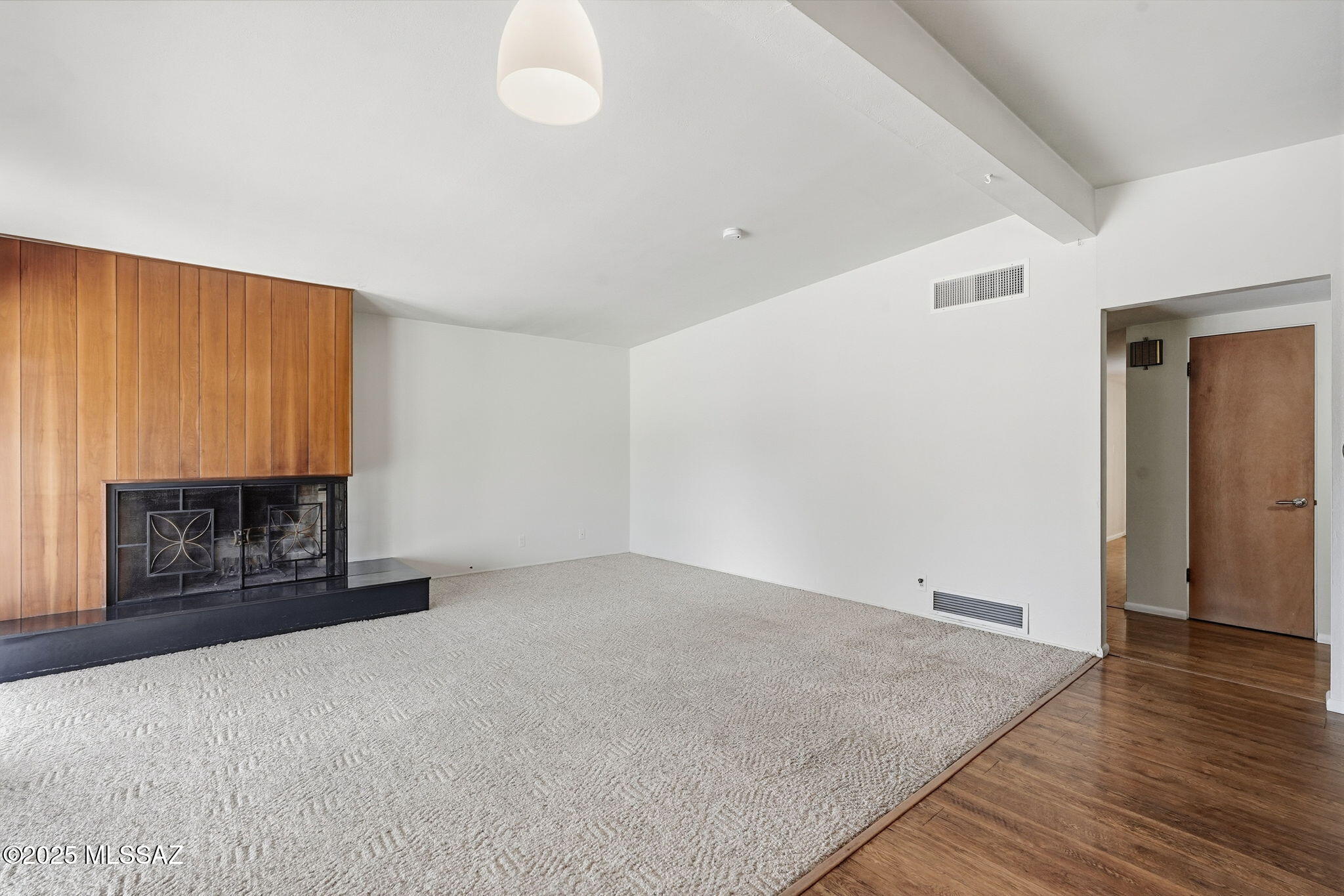 6950 E Hawthorne Street