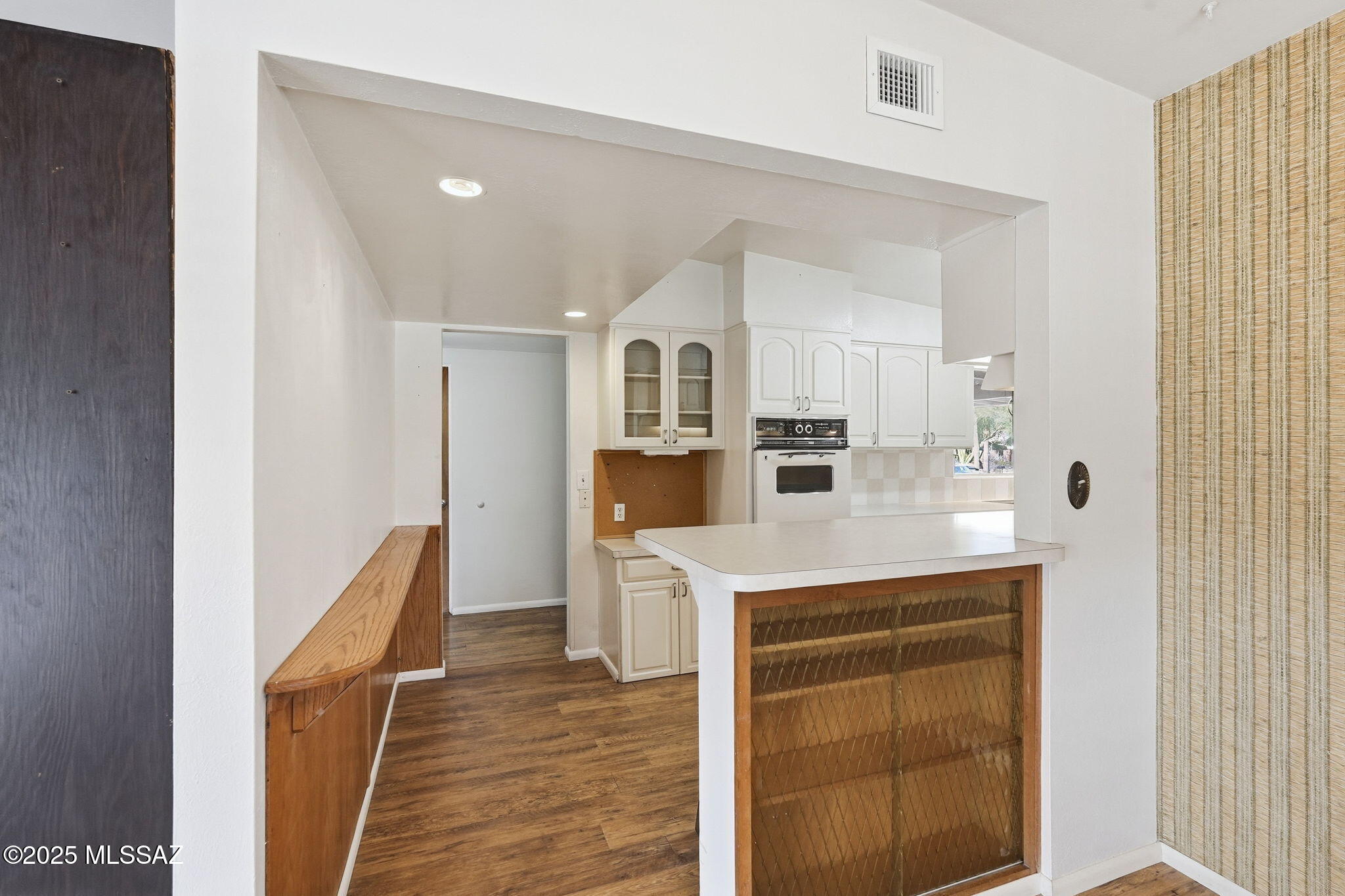 6950 E Hawthorne Street