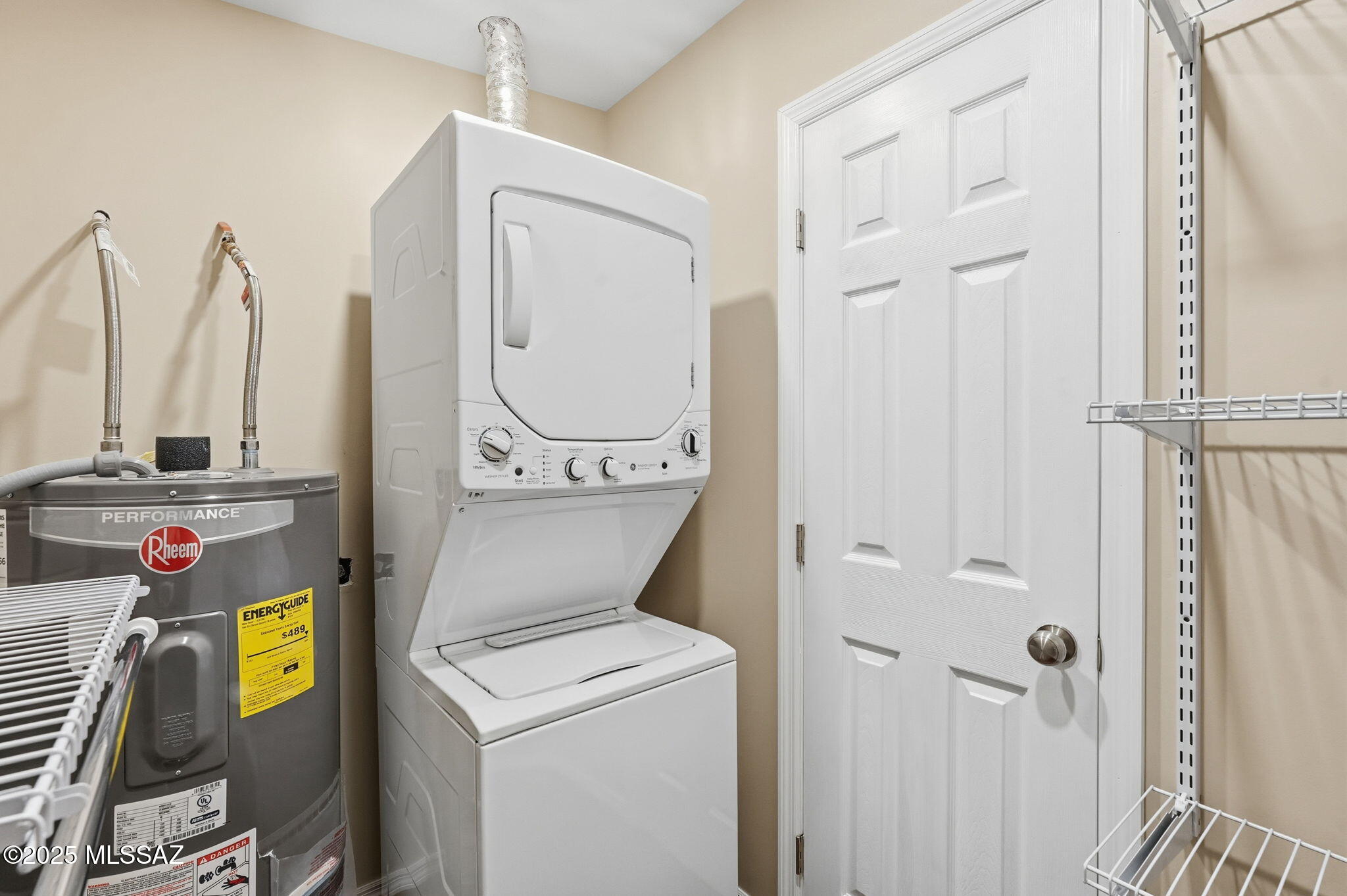 6950 E Hawthorne Street