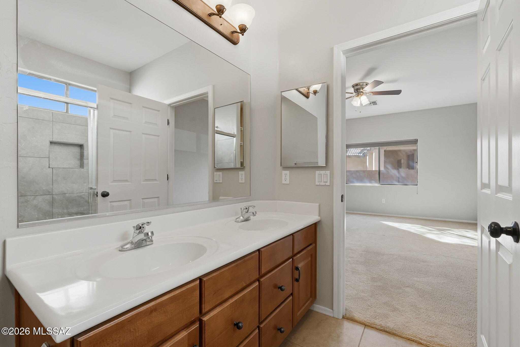 12902 E Red Iron Trail