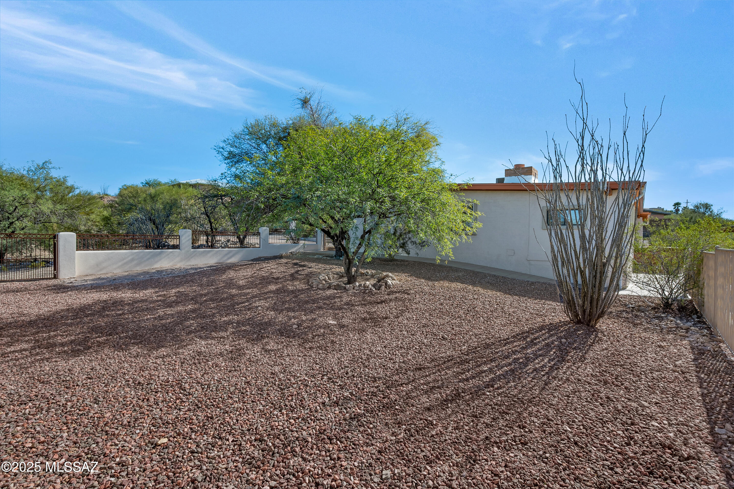 5122 W Camino De La Amapola