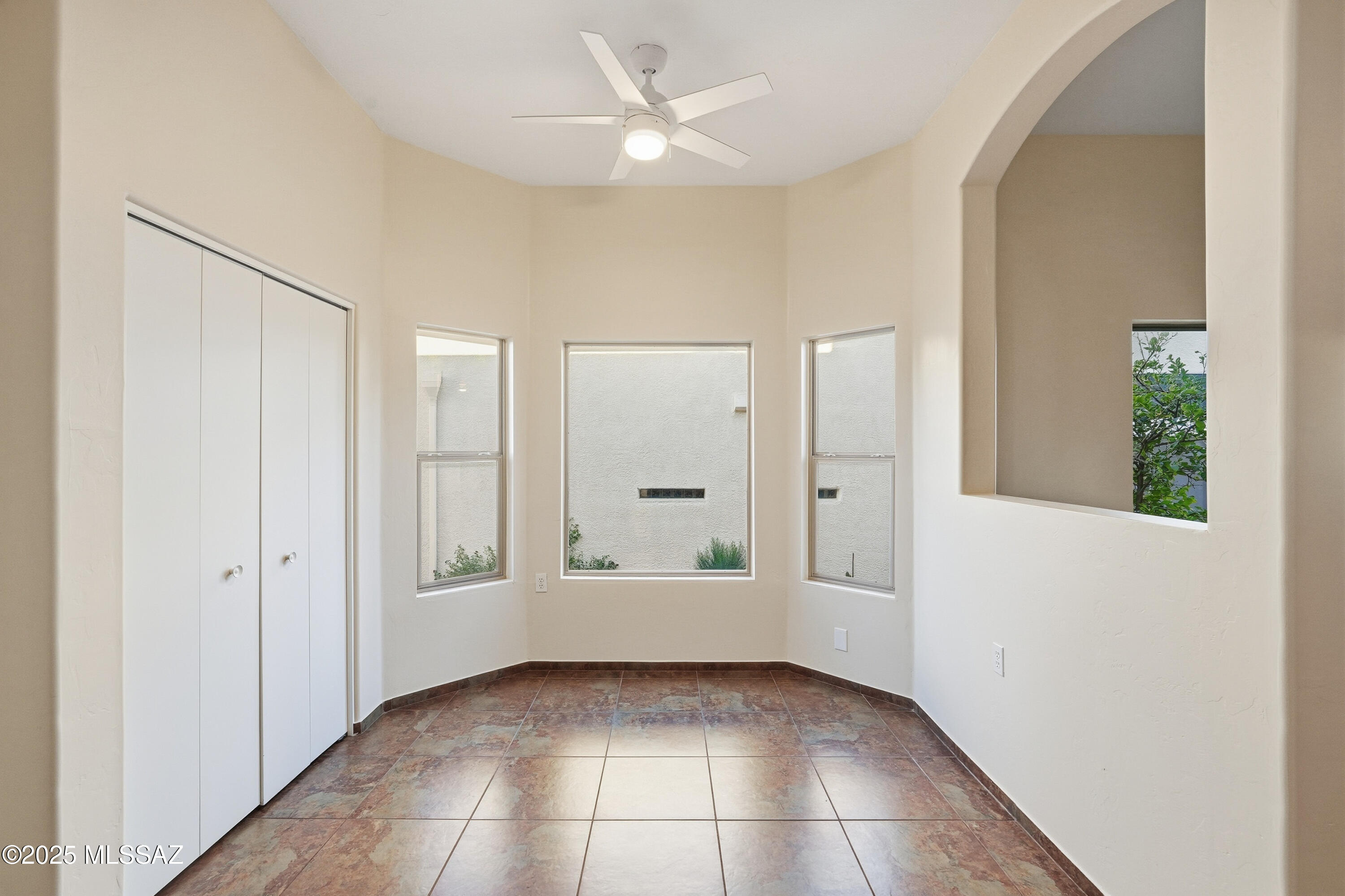 2379 S Orchard View Drive