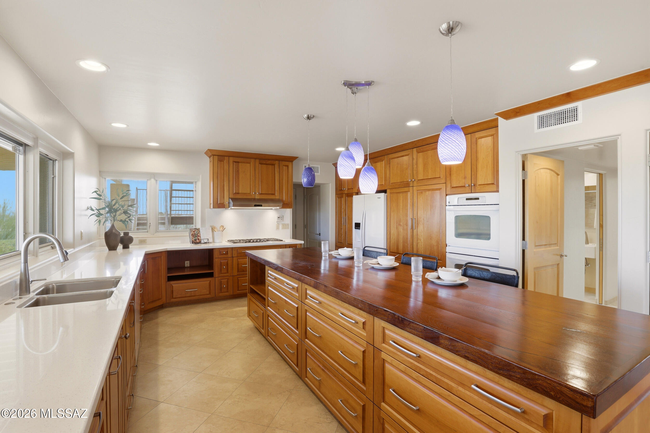 4980 E Paseo Del Bac