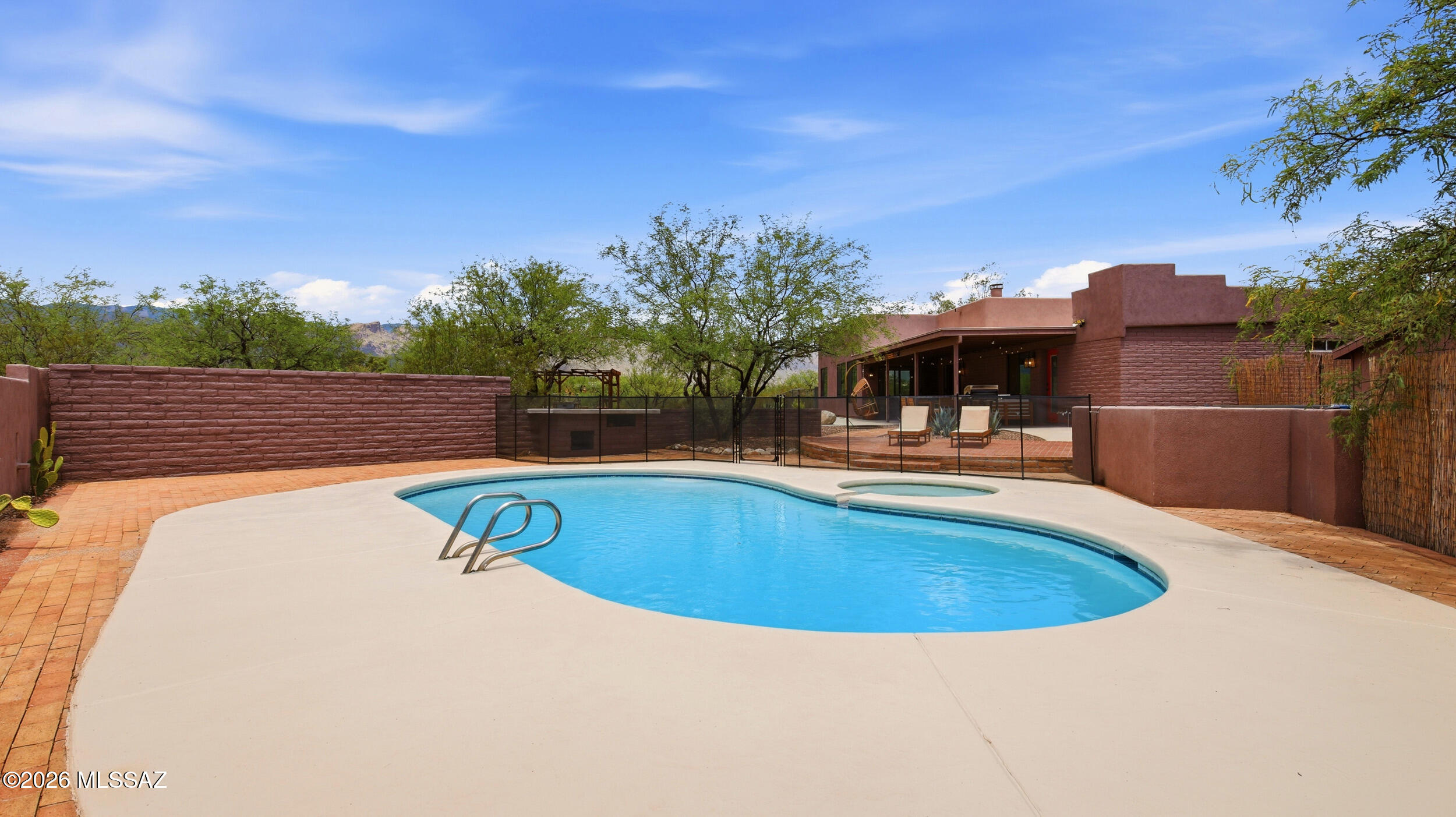 9131 E Indian Hills Road