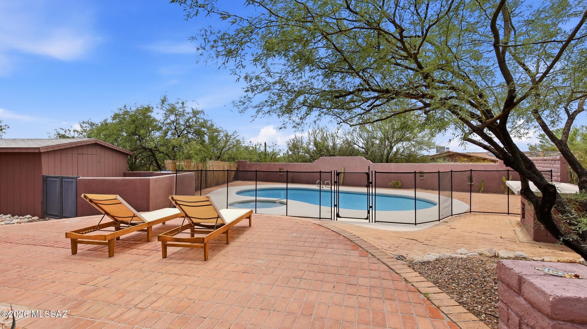 9131 E Indian Hills Road