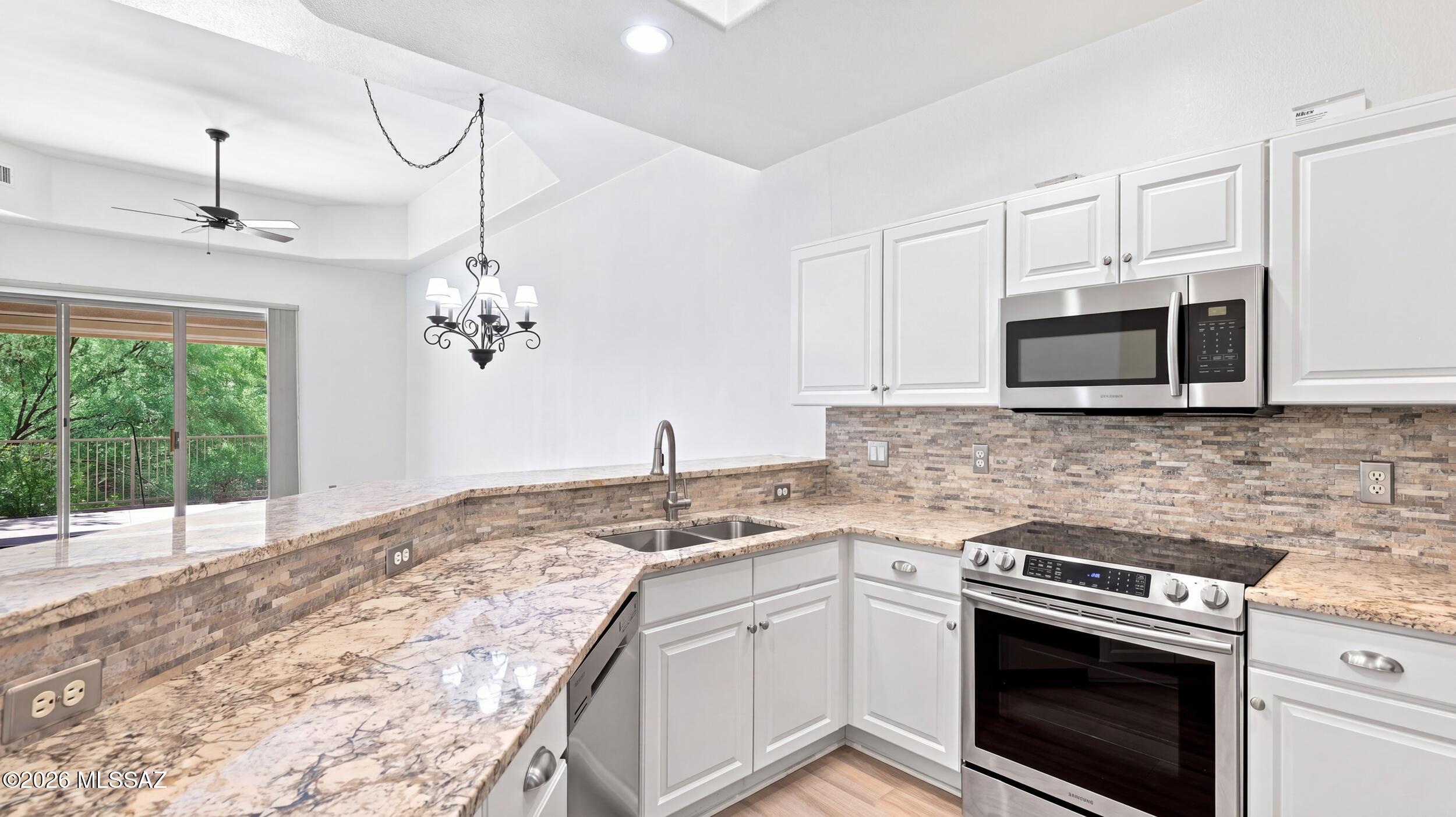 13401 N Rancho Vistoso Boulevard 204