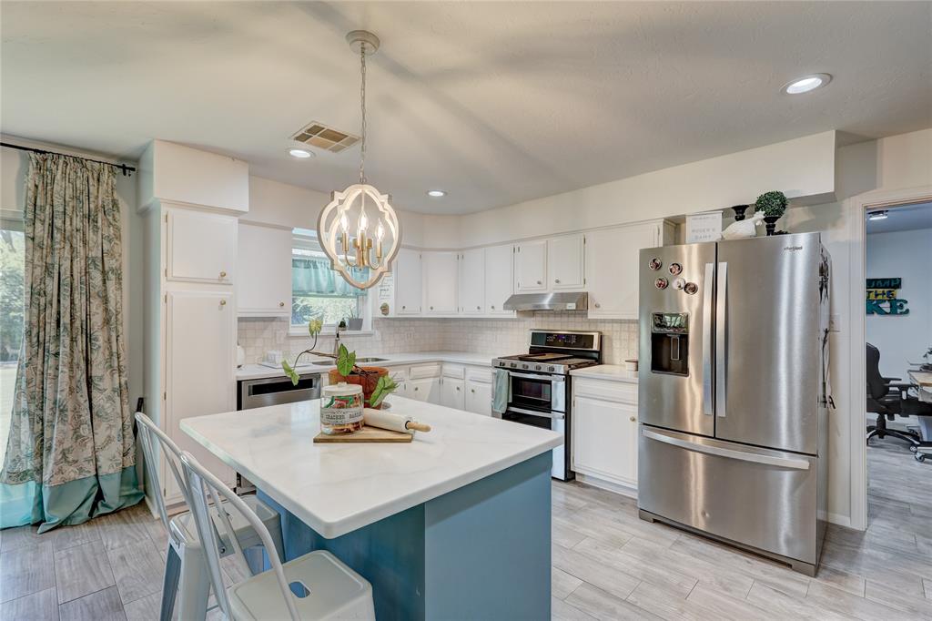 223 S Lake Park Drive