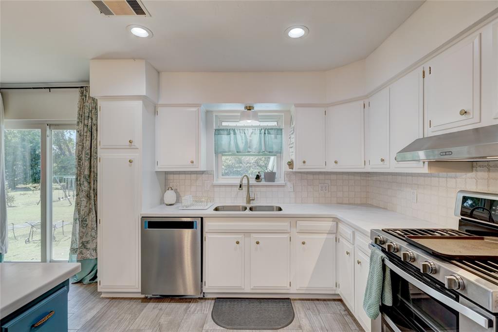 223 S Lake Park Drive