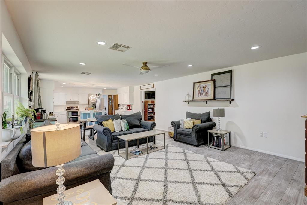 223 S Lake Park Drive