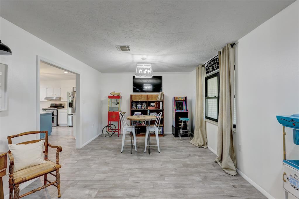 223 S Lake Park Drive