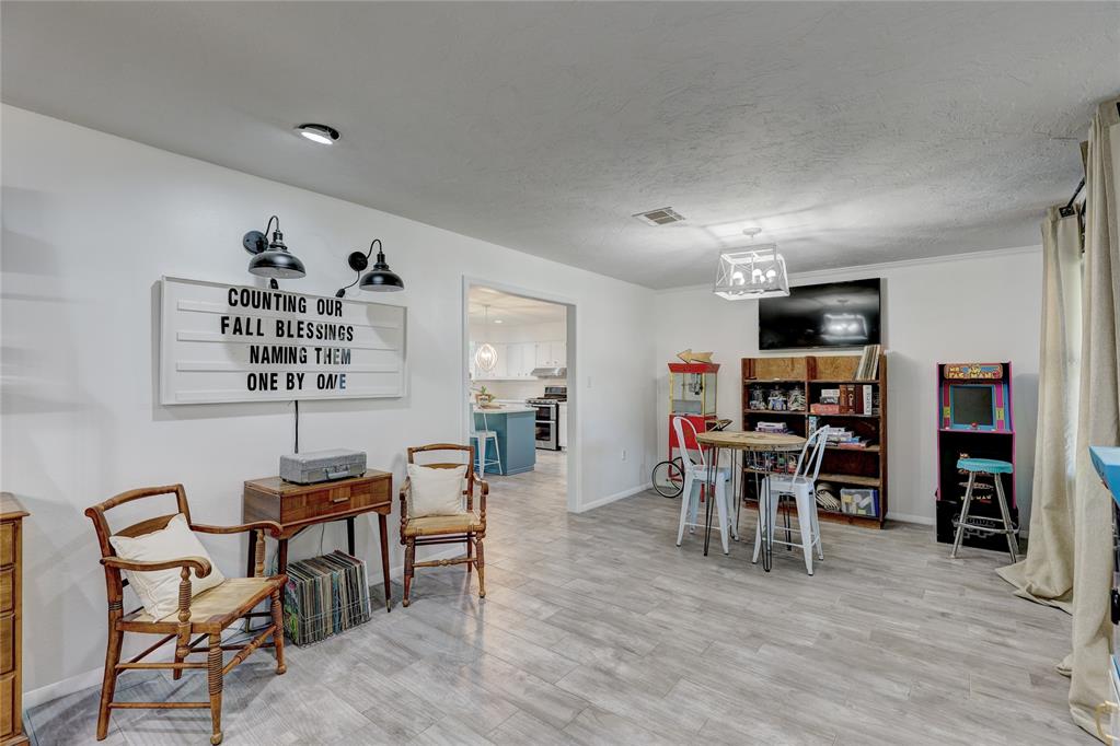 223 S Lake Park Drive