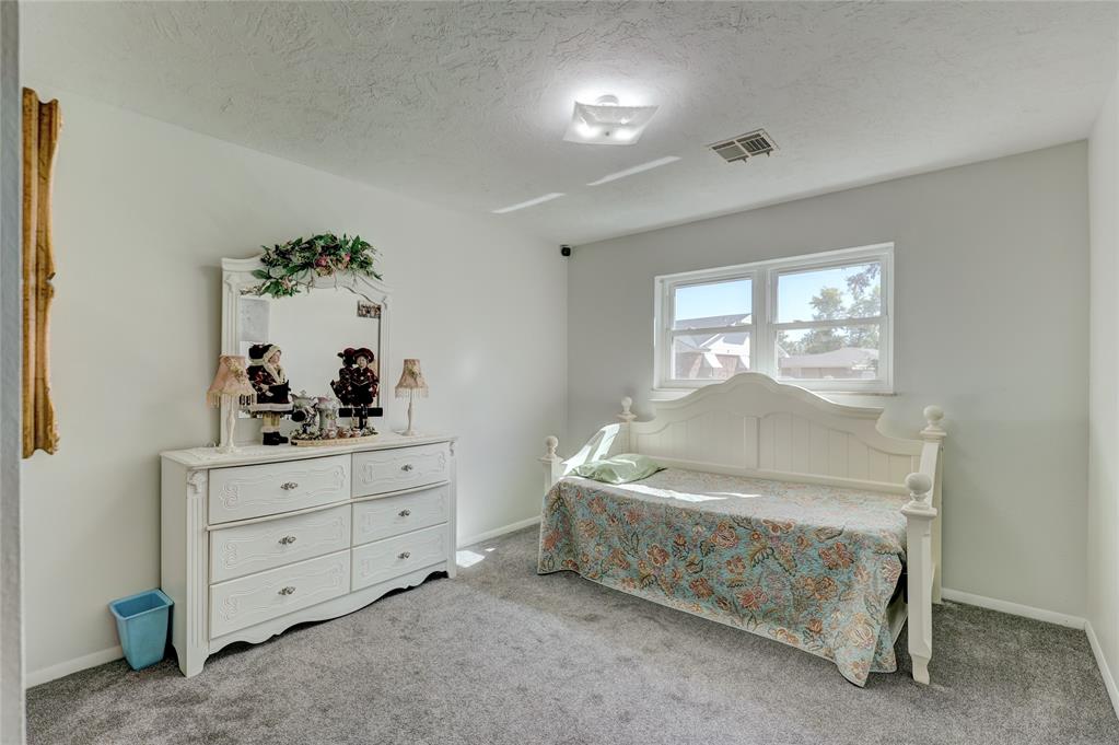 223 S Lake Park Drive