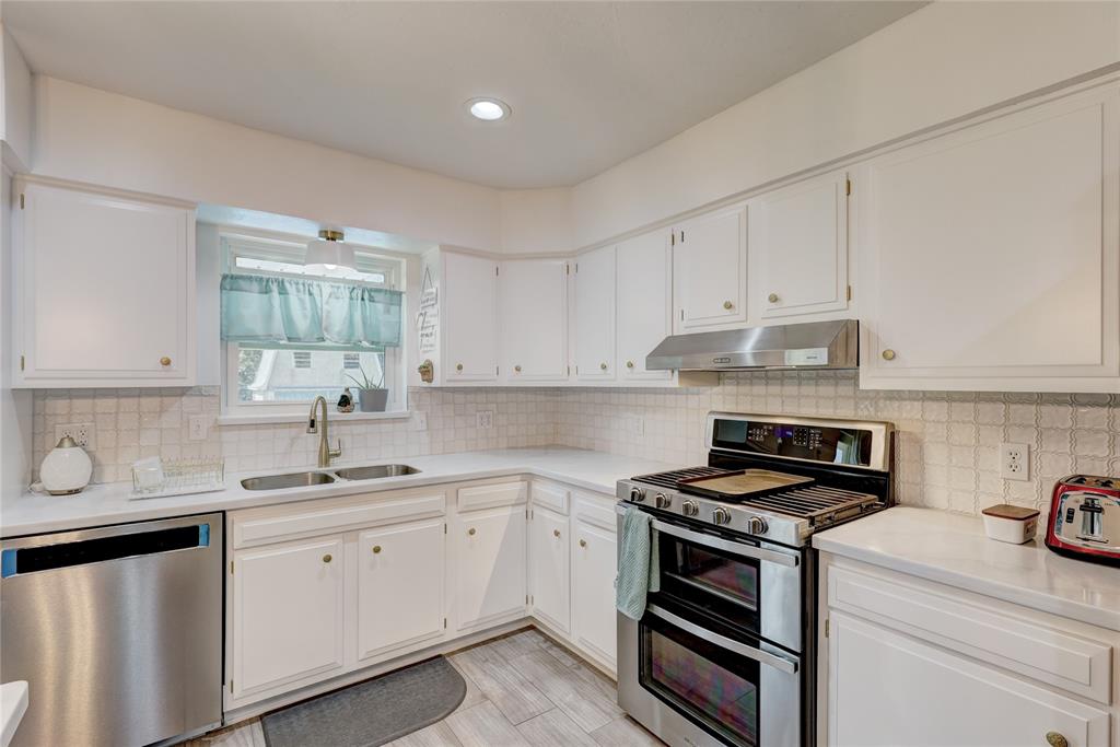 223 S Lake Park Drive