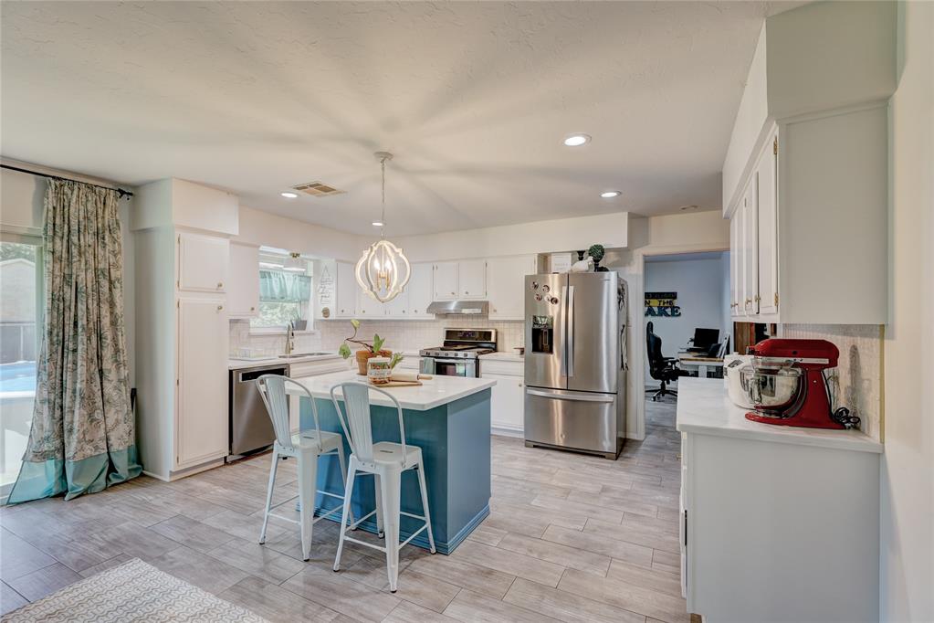 223 S Lake Park Drive