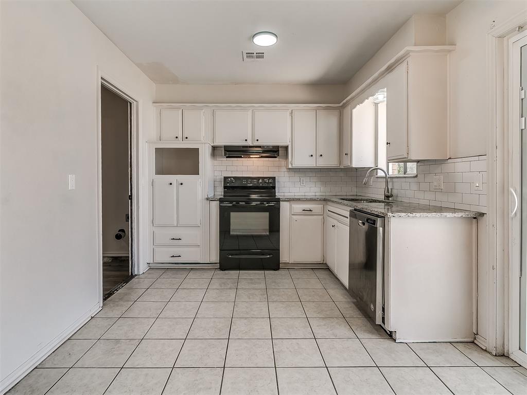 3129 SW 71st Street