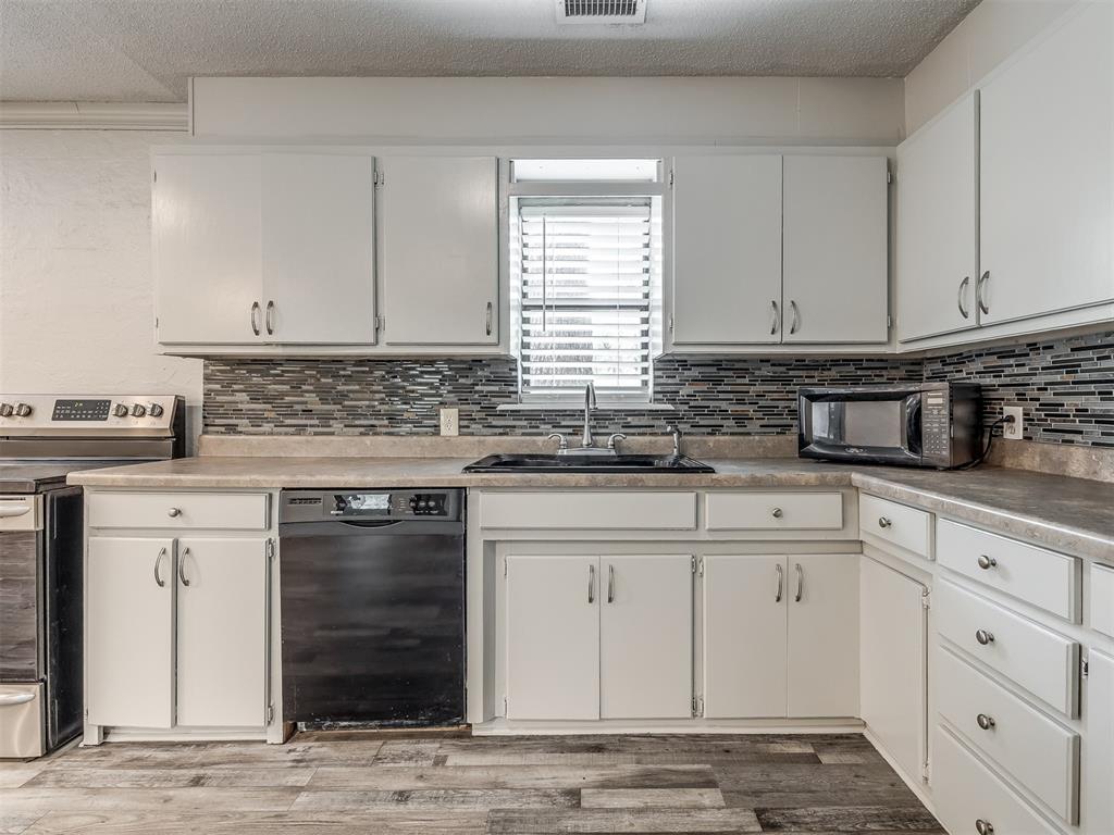 3601 Davis Road