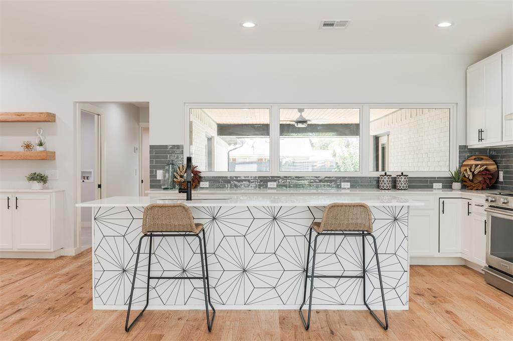 9613 Greystone Avenue