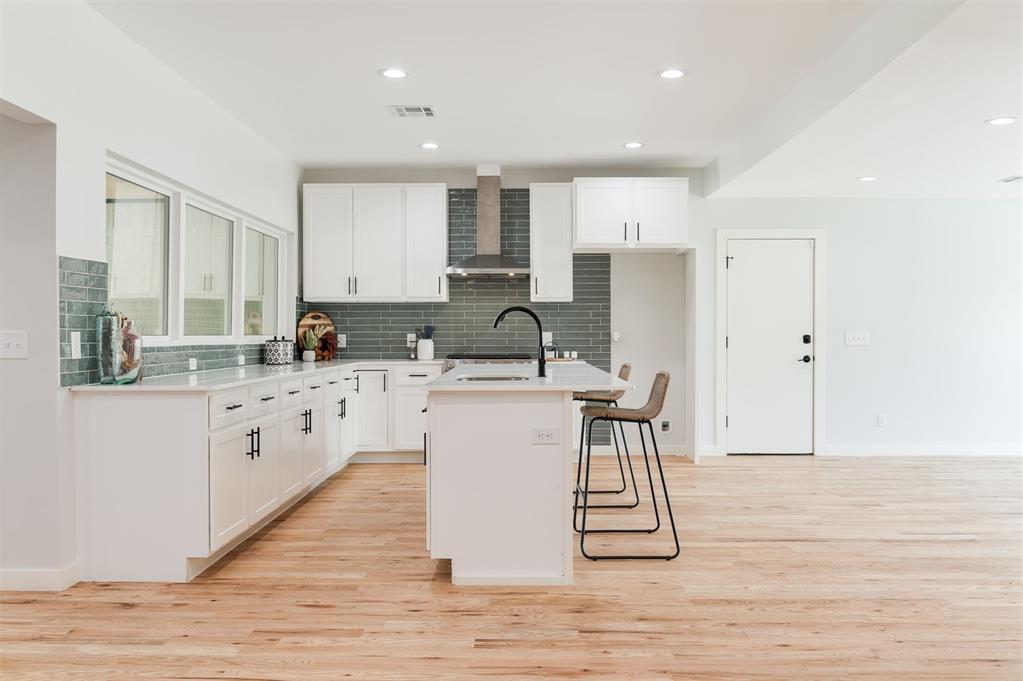 9613 Greystone Avenue