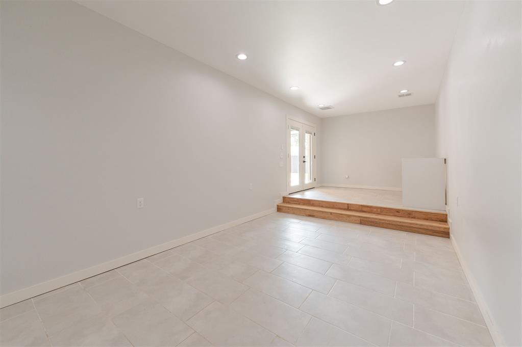 9613 Greystone Avenue