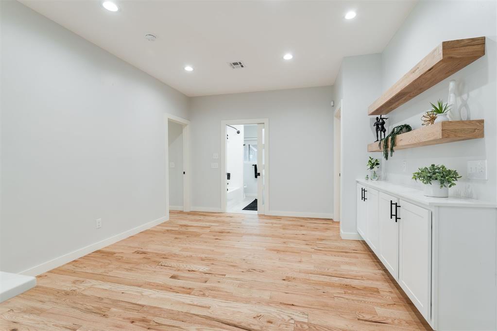 9613 Greystone Avenue