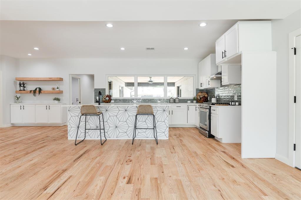 9613 Greystone Avenue