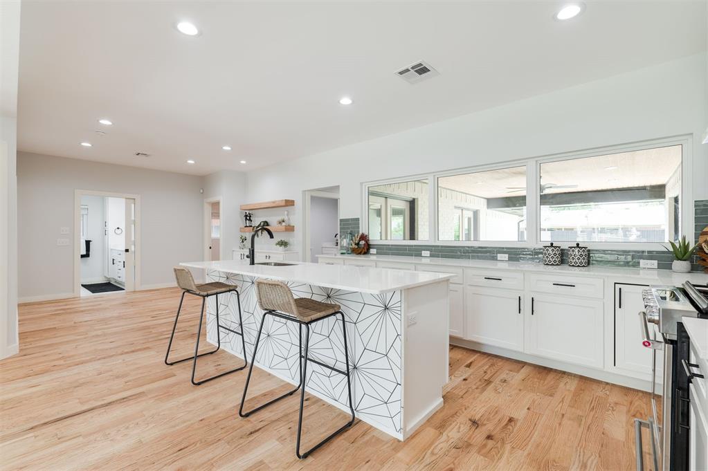 9613 Greystone Avenue