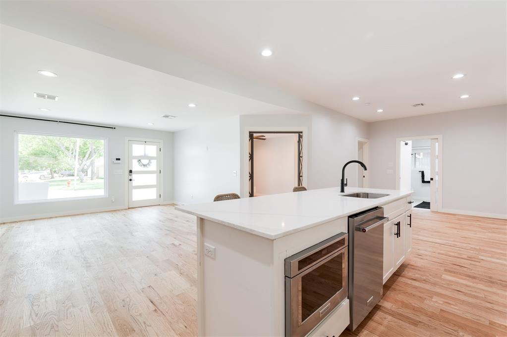 9613 Greystone Avenue